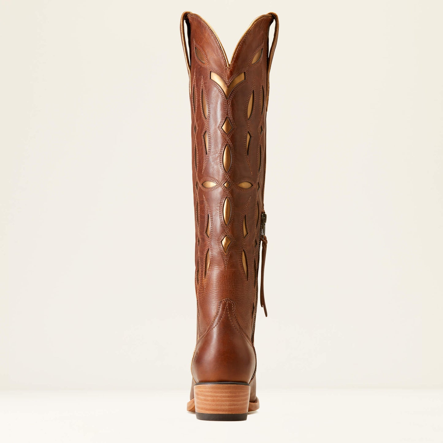CHIC BROWN