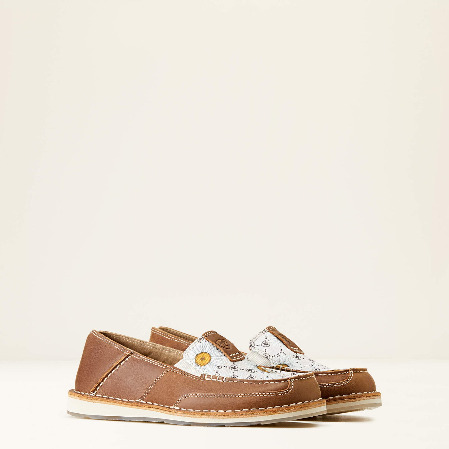 CARMELLA BROWN/ DAISY LOGO PRINT