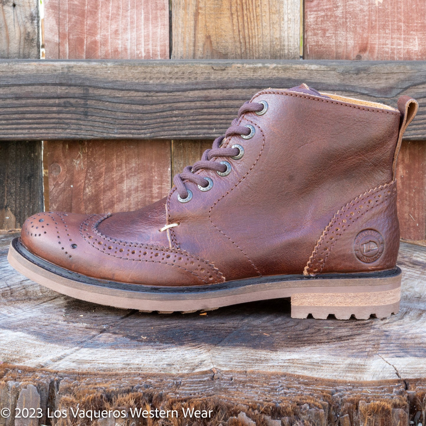Siete Leguas Men's Paddock Wingtip Lace-Up Causal Boot Whisky