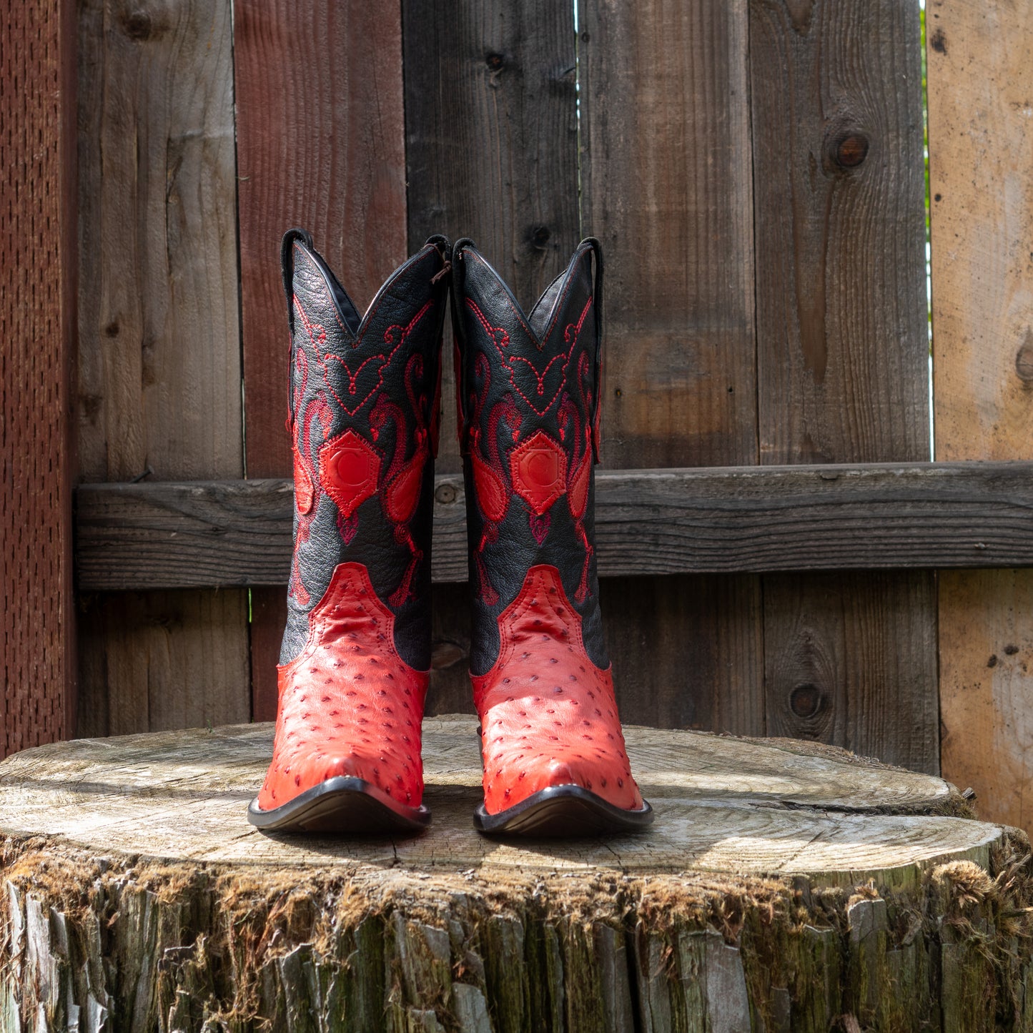 Cuadra Men's Ostrich Cowboy Boots in Red
