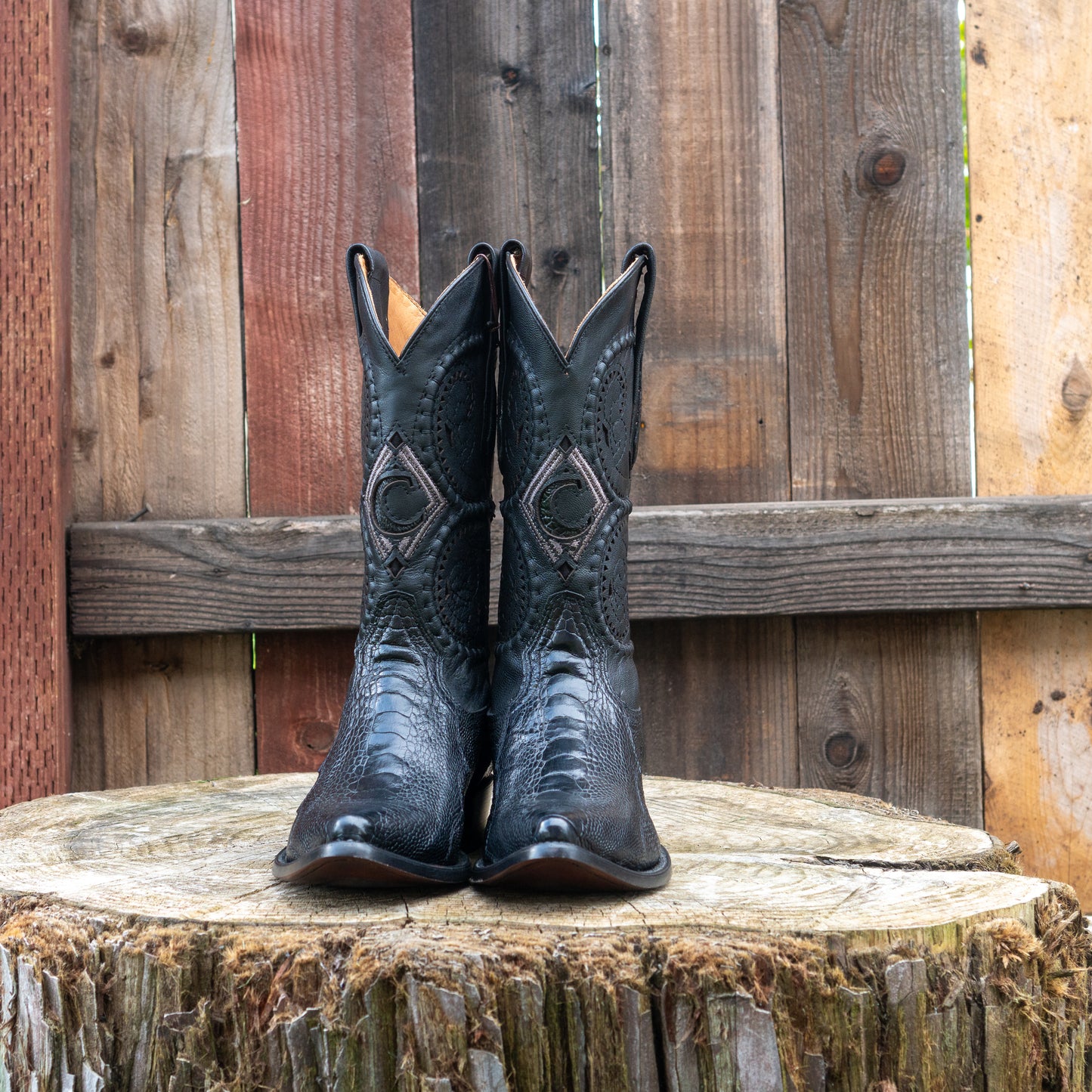 Cuadra Men's Ostrich Leg Laser And Woven Narrow Snip Toe Exotic Leather Cowboy Boots in Black