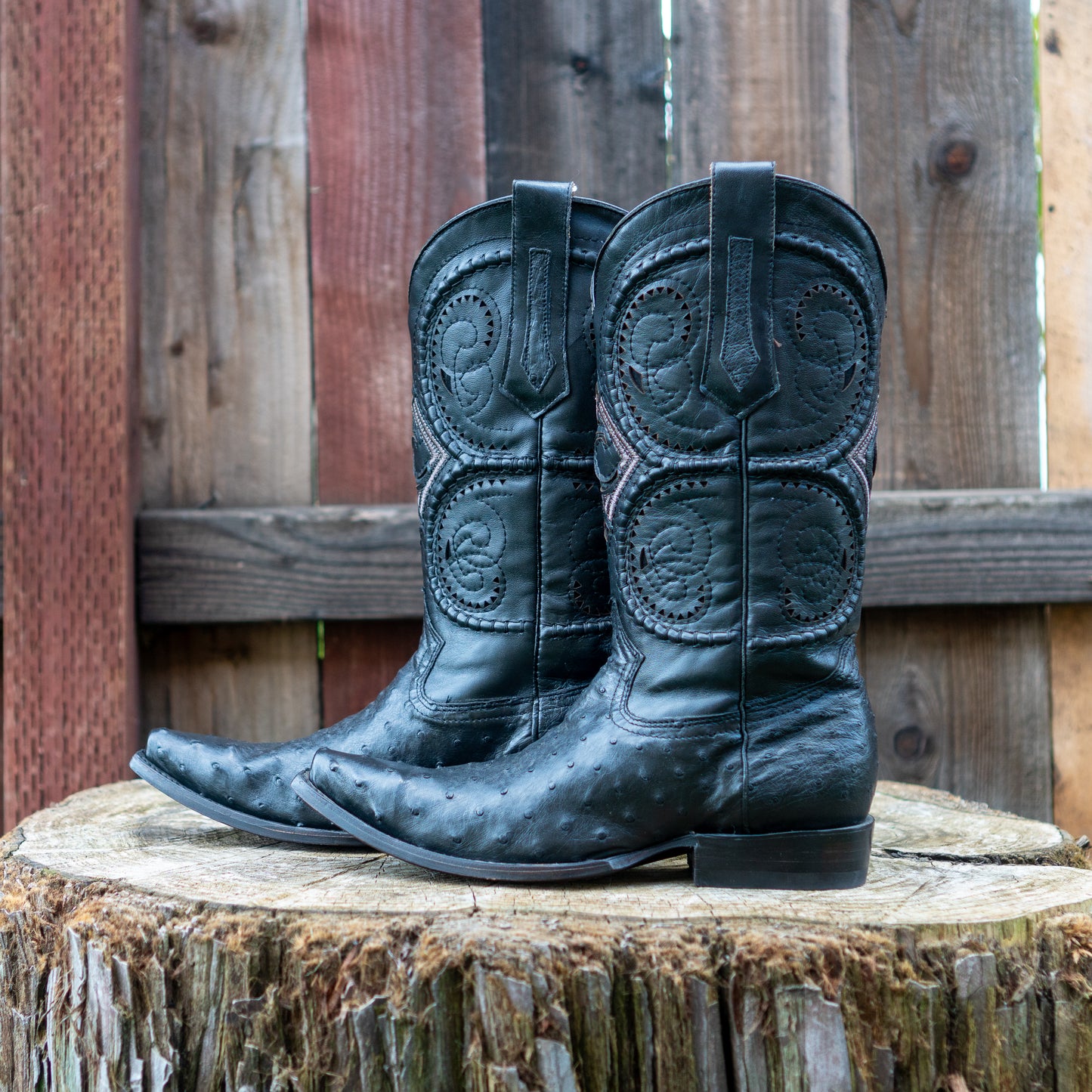 Cuadra Men's Ostrich Cowboy Boots in Black