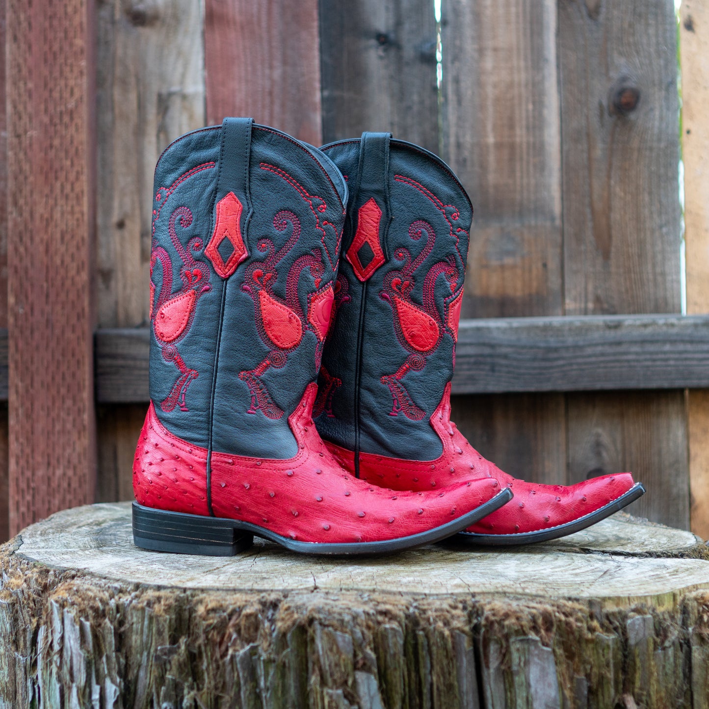 Cuadra Men's Ostrich Cowboy Boots in Red