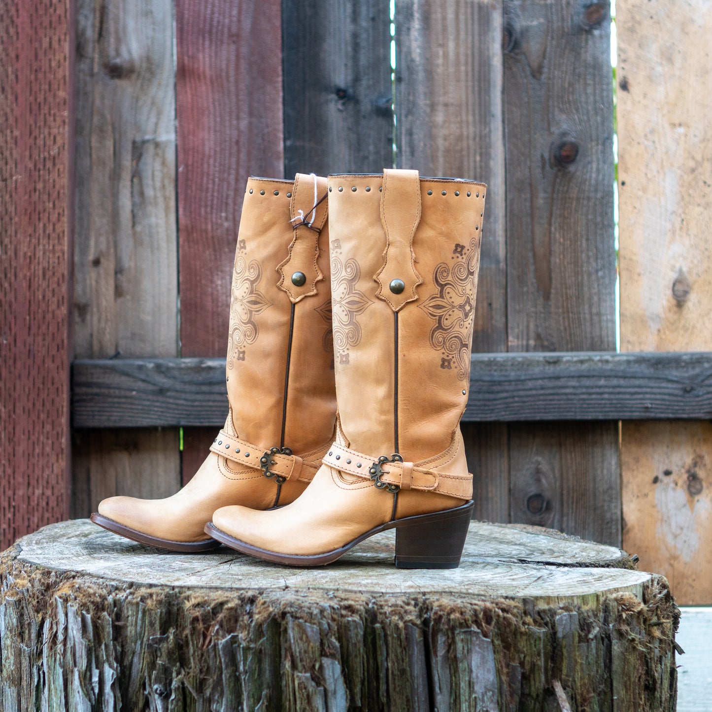 Cuadra Ladies Yellow Mezquite Oval Toe Tall Boots