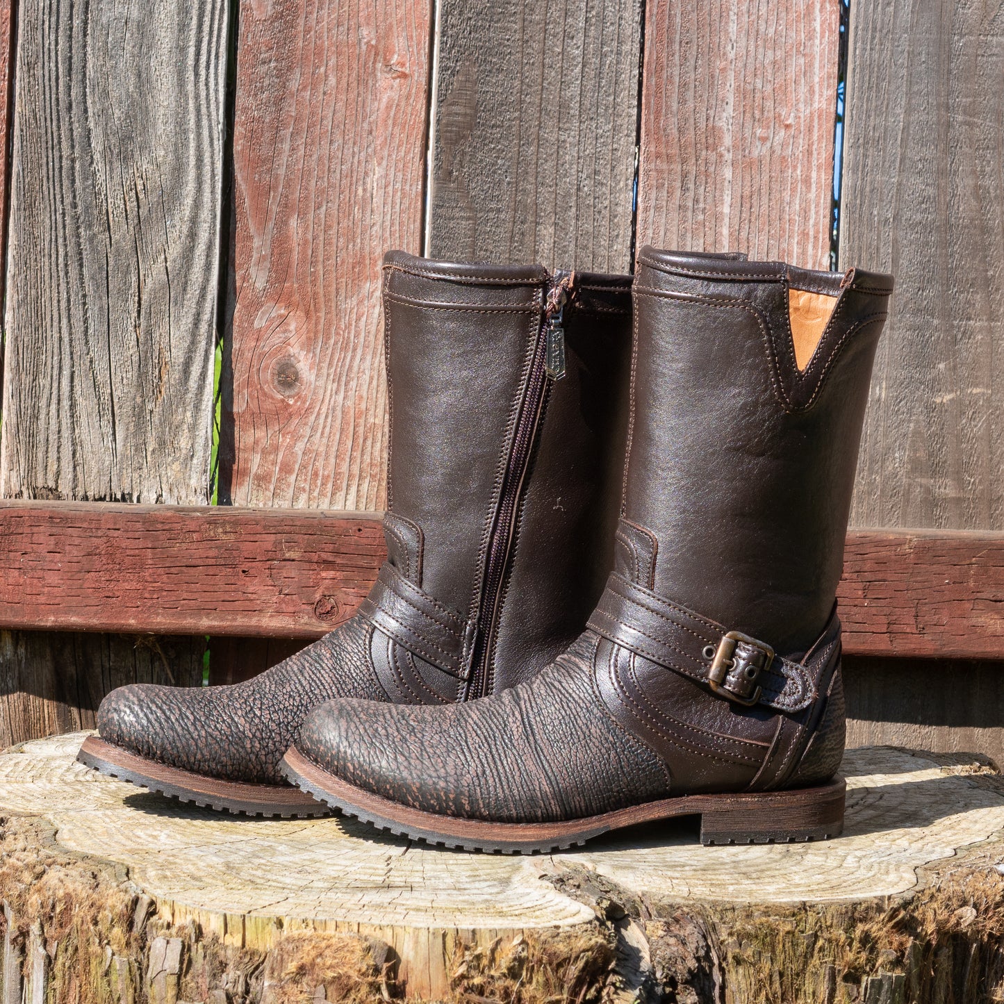Cuadra Men's Fusion Black Shark Laser Round Toe Boots