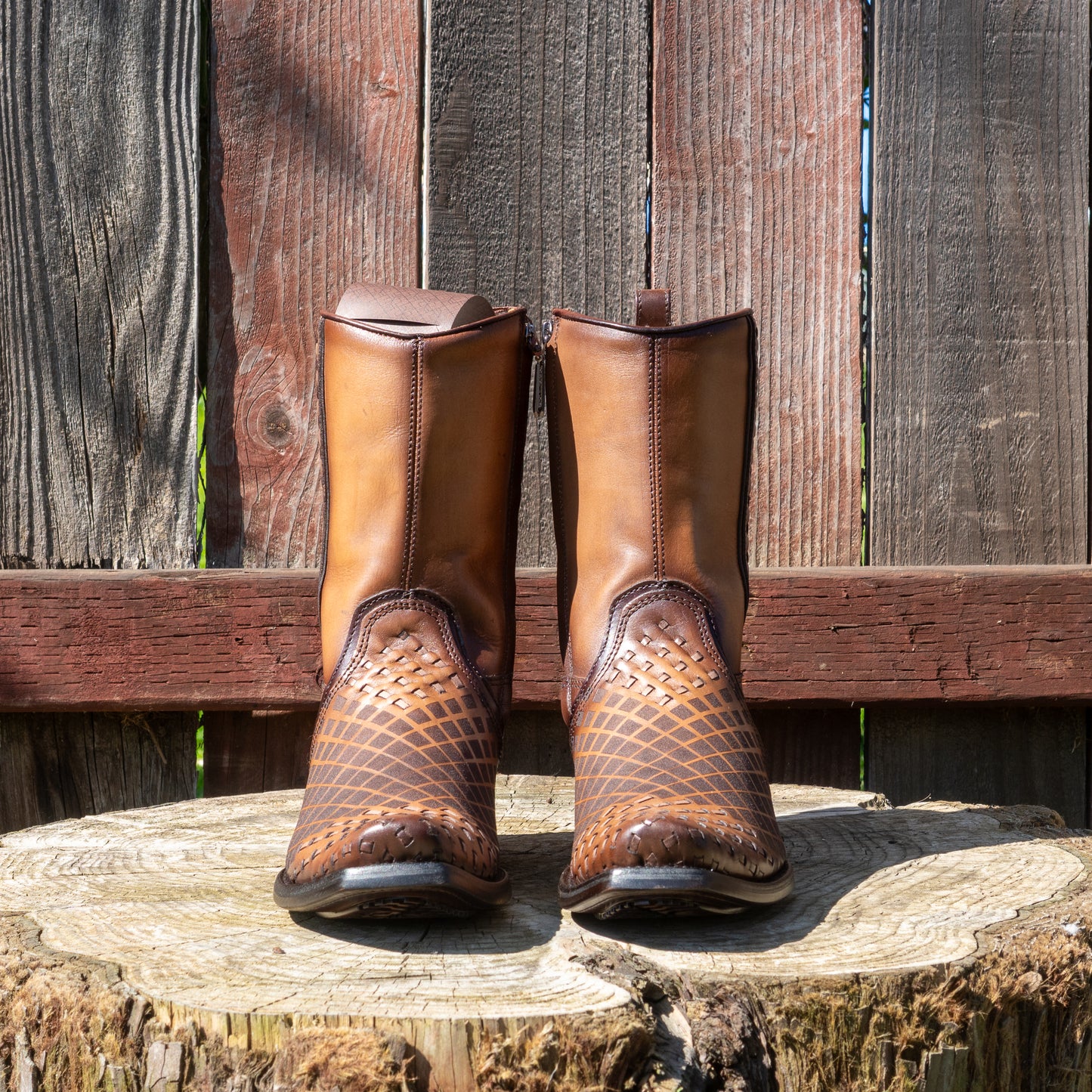 Cuadra Men's Over Maple Laser and Woven Narrow Square Toe Urban Western Style Oxford Boots