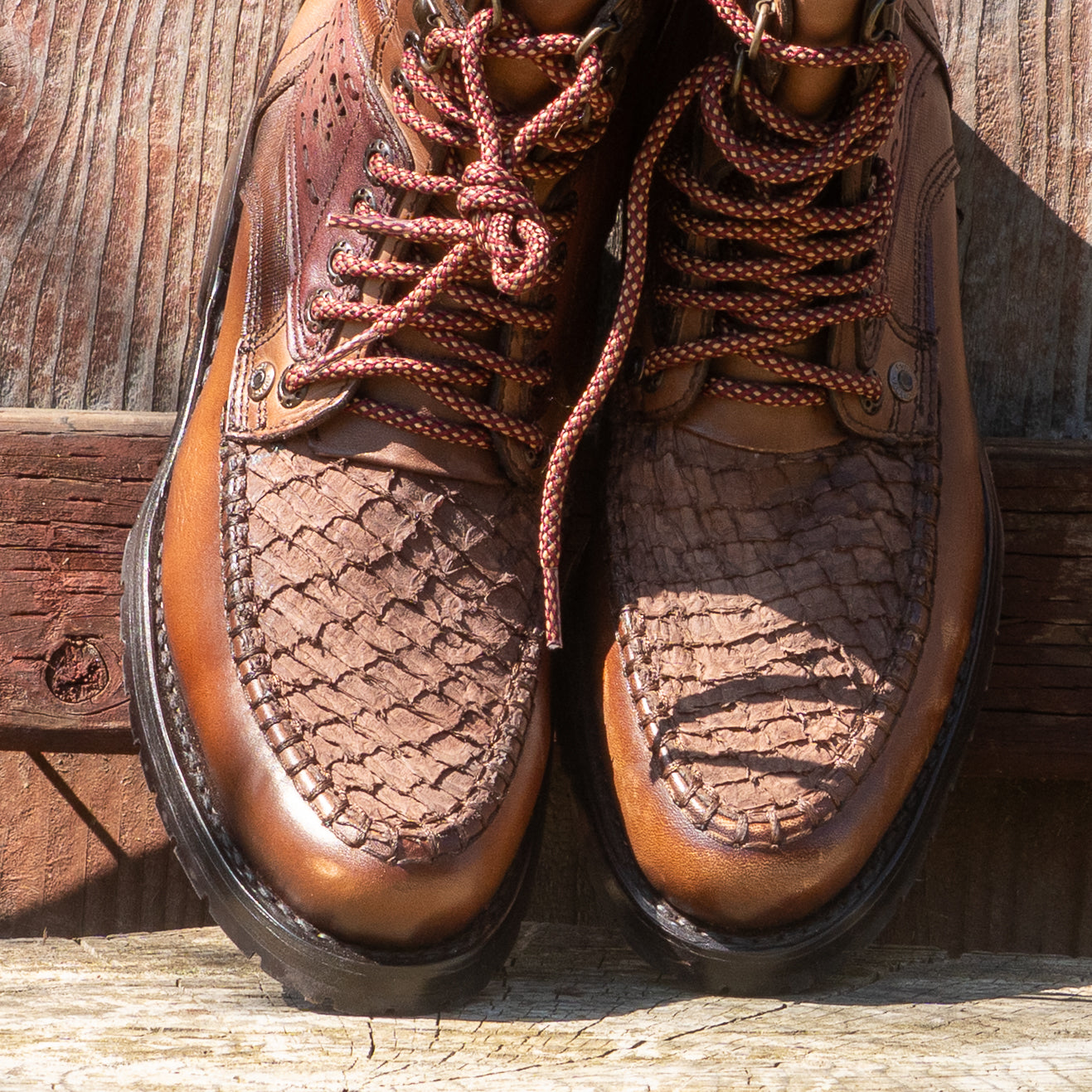 Cuadra Men's Brown Fish Round Toe Boots