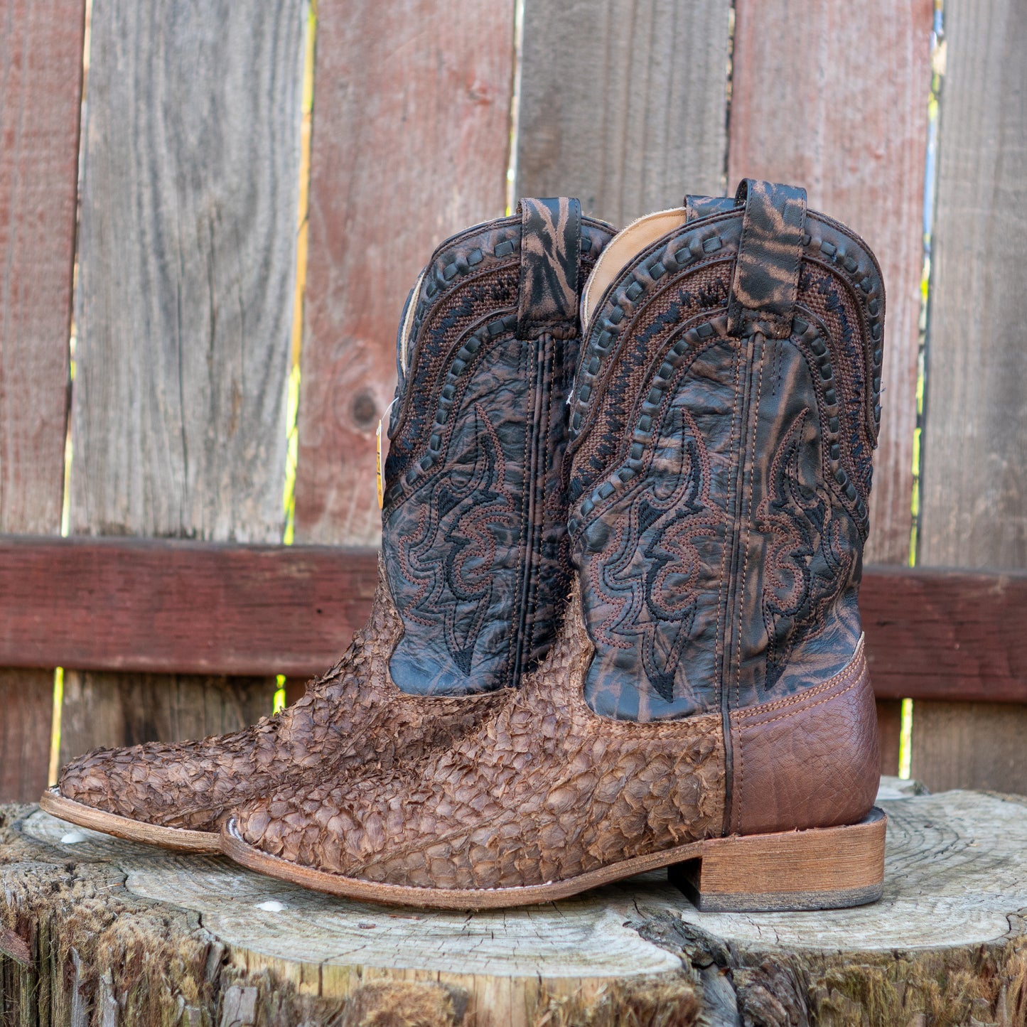 Corral Boots Men's Fish Wide Square Toe Rodeo Collection Western Boots Brown