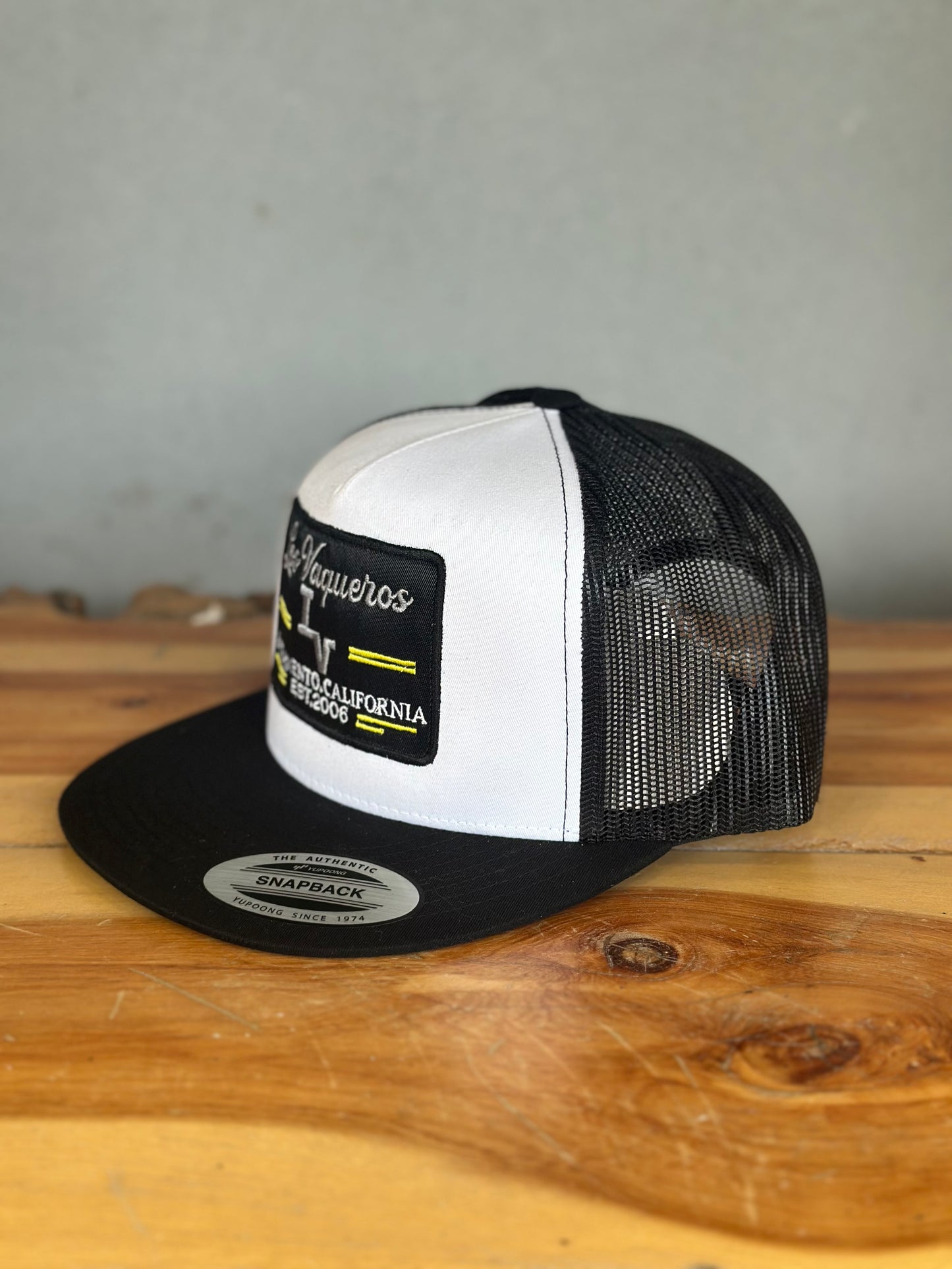 Los Vaqueros LV 06 Plate Patch Snapback White/Black