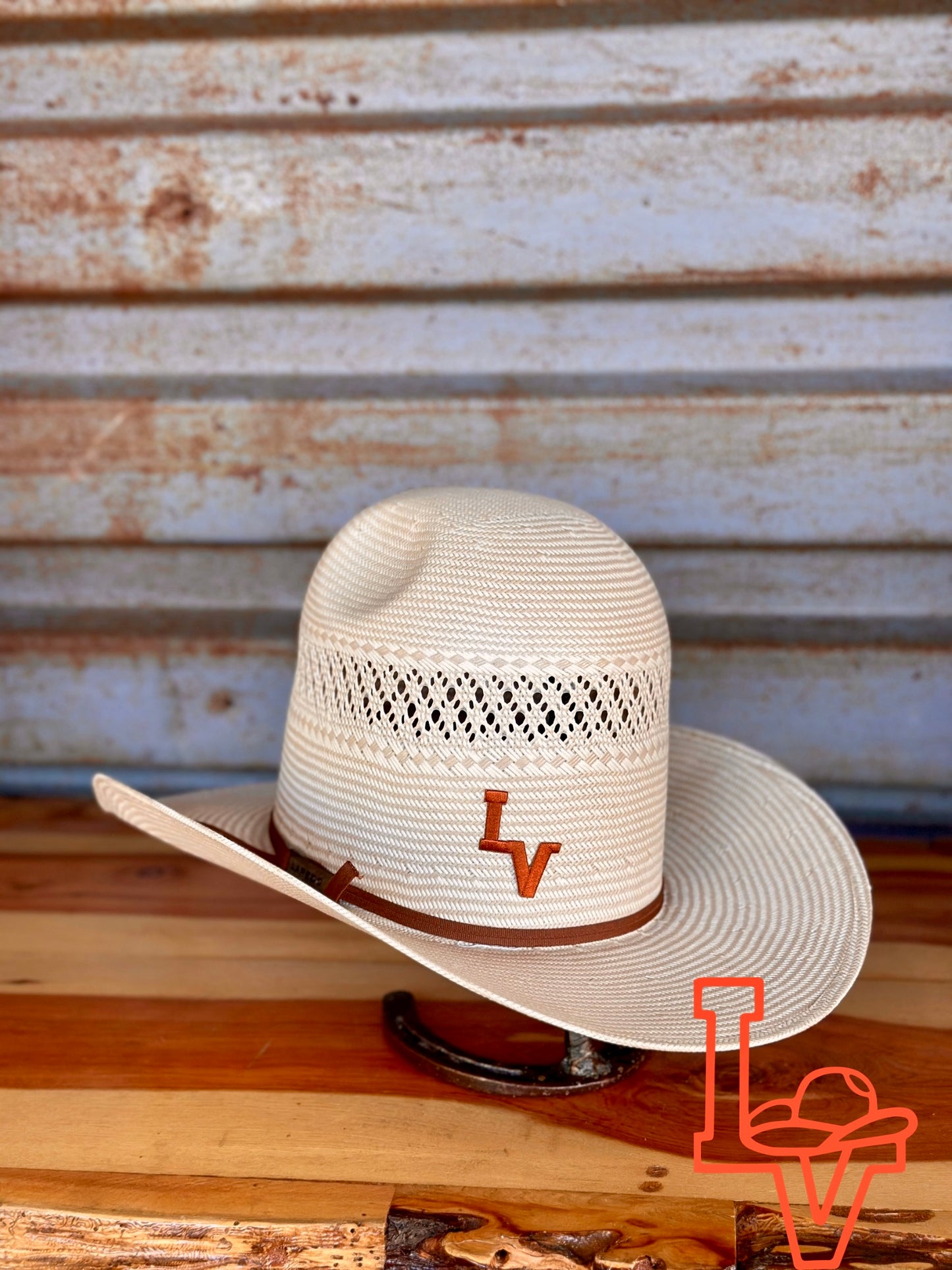 Laredo Straw Hat Tall Crown Charol Tan White “31/2”in Brim