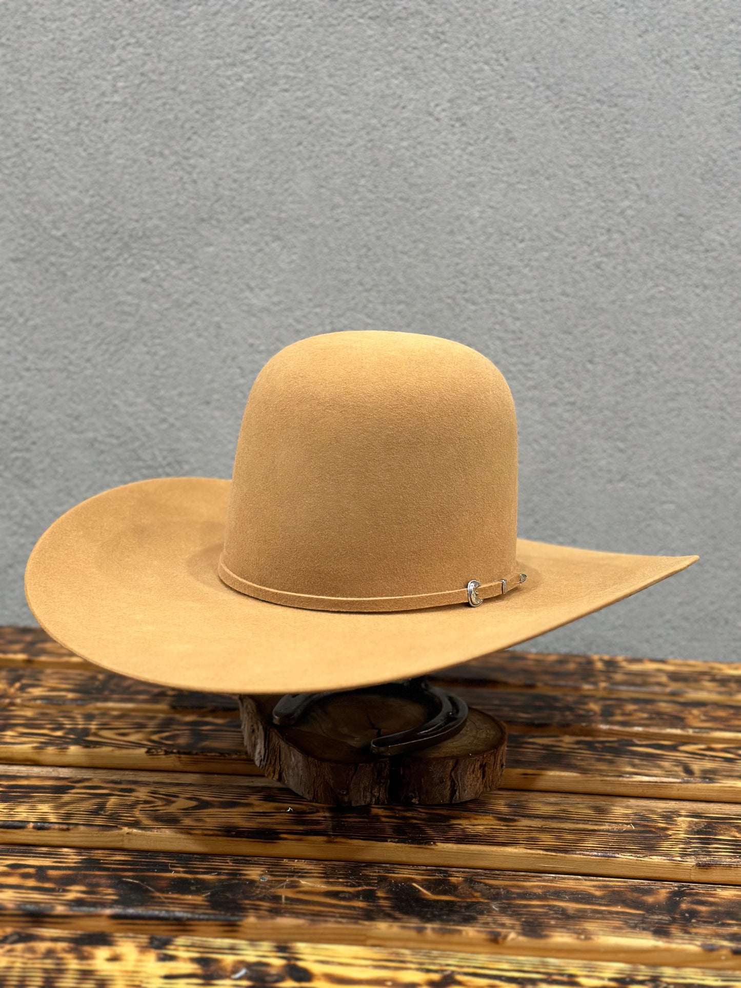 Rodeo King 7X Beaver Felt Hat Regular Crown Camel