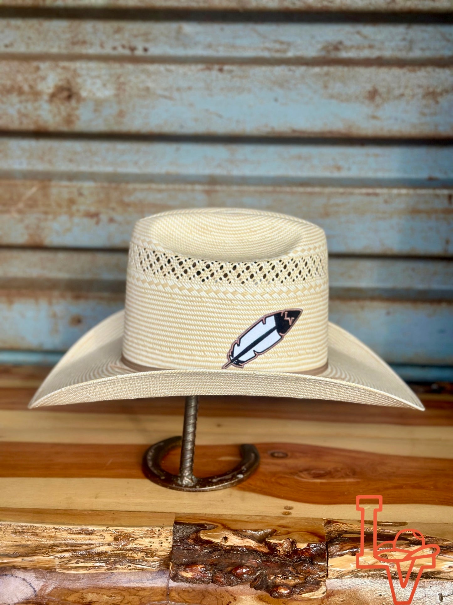 Laredo Straw Hat Tall Crown Charol Tan White
