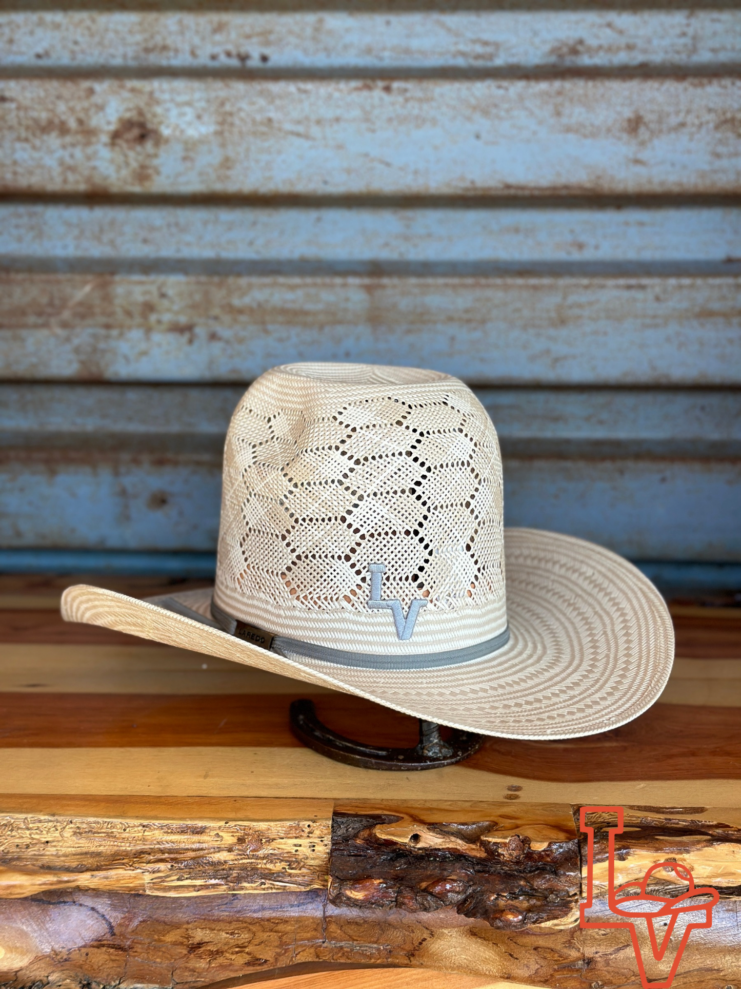 Laredo Straw Hat Tall Crown Honey Comb Tan/White