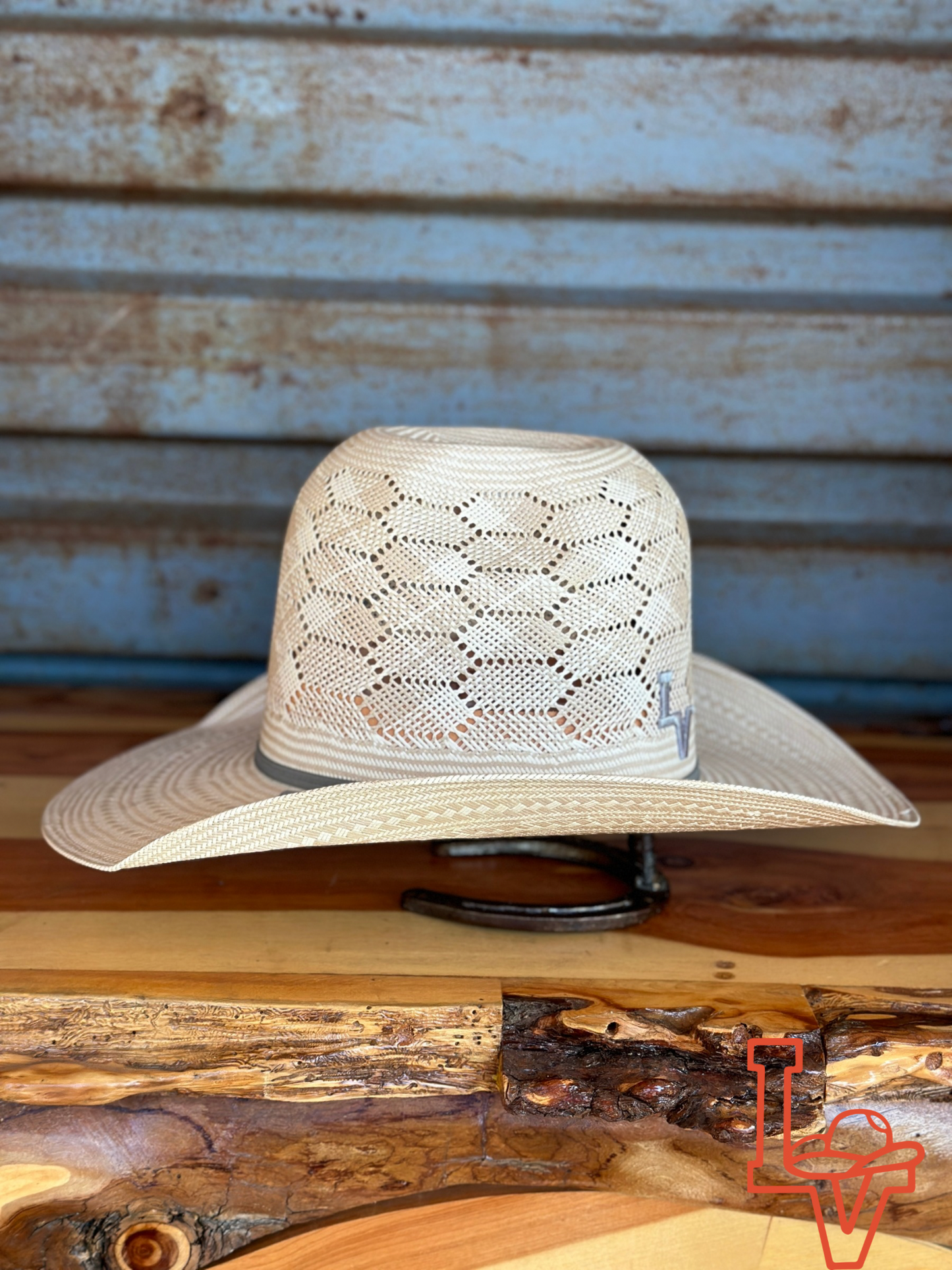 Laredo Straw Hat Tall Crown Honey Comb Tan/White