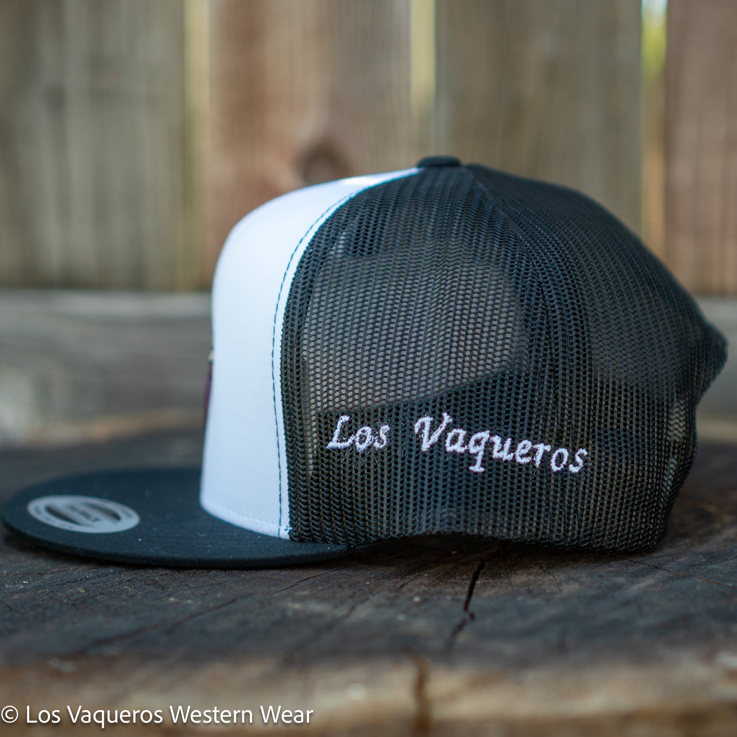 Los Vaqueros Sombrerito LV Logo Snapback White/Black