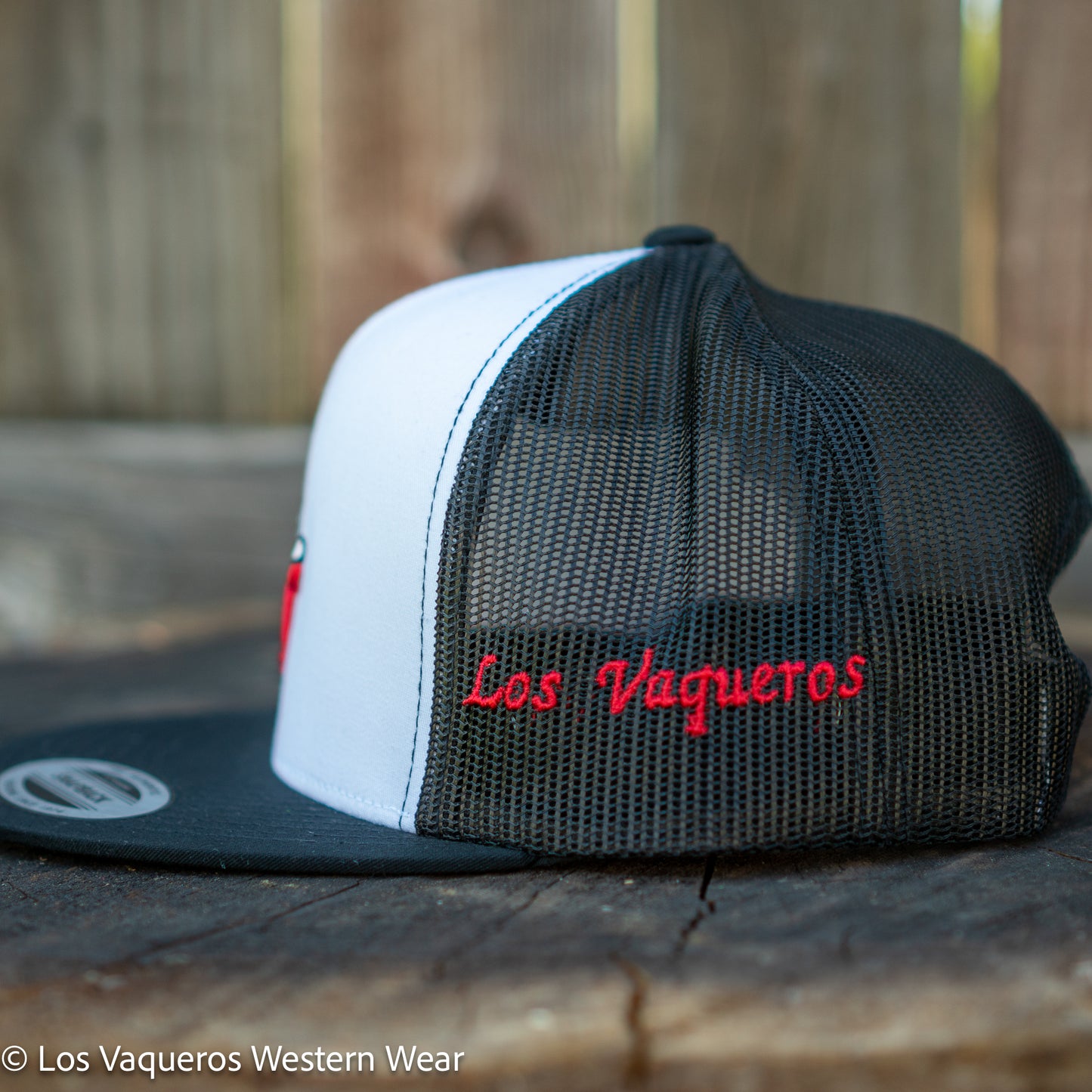 Los Vaqueros Sombrerito LV Logo Snapback White/Black