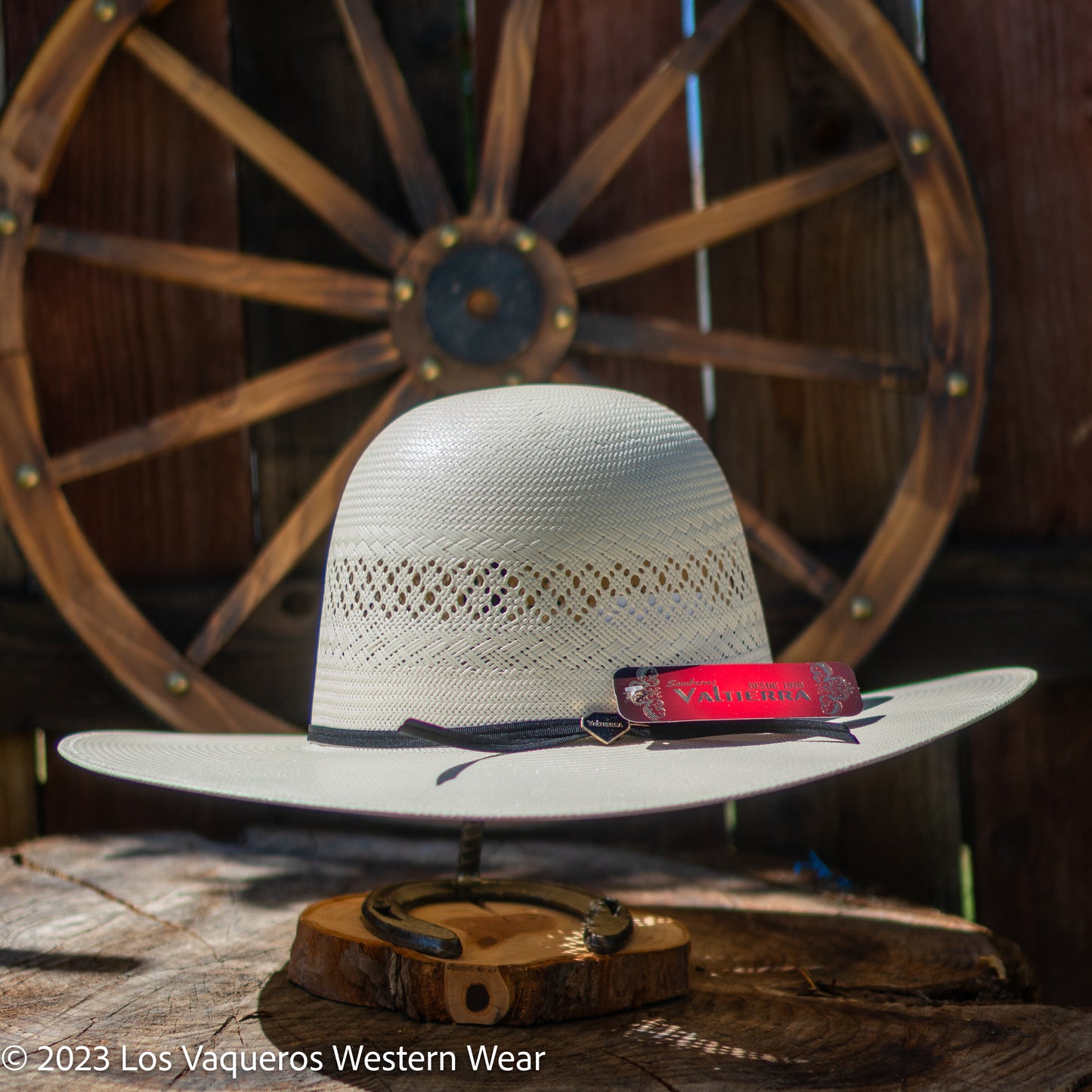 Valtierra Straw Hat Regular Crown Short Horn White
