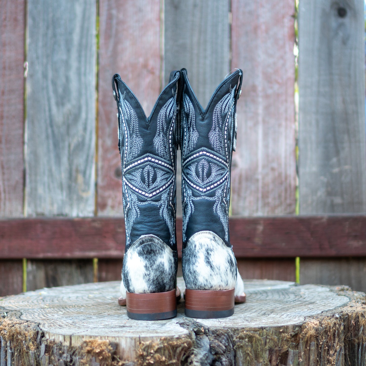 Tanner Mark Boots Women's TML207139 Hair On Cowhide Black & White