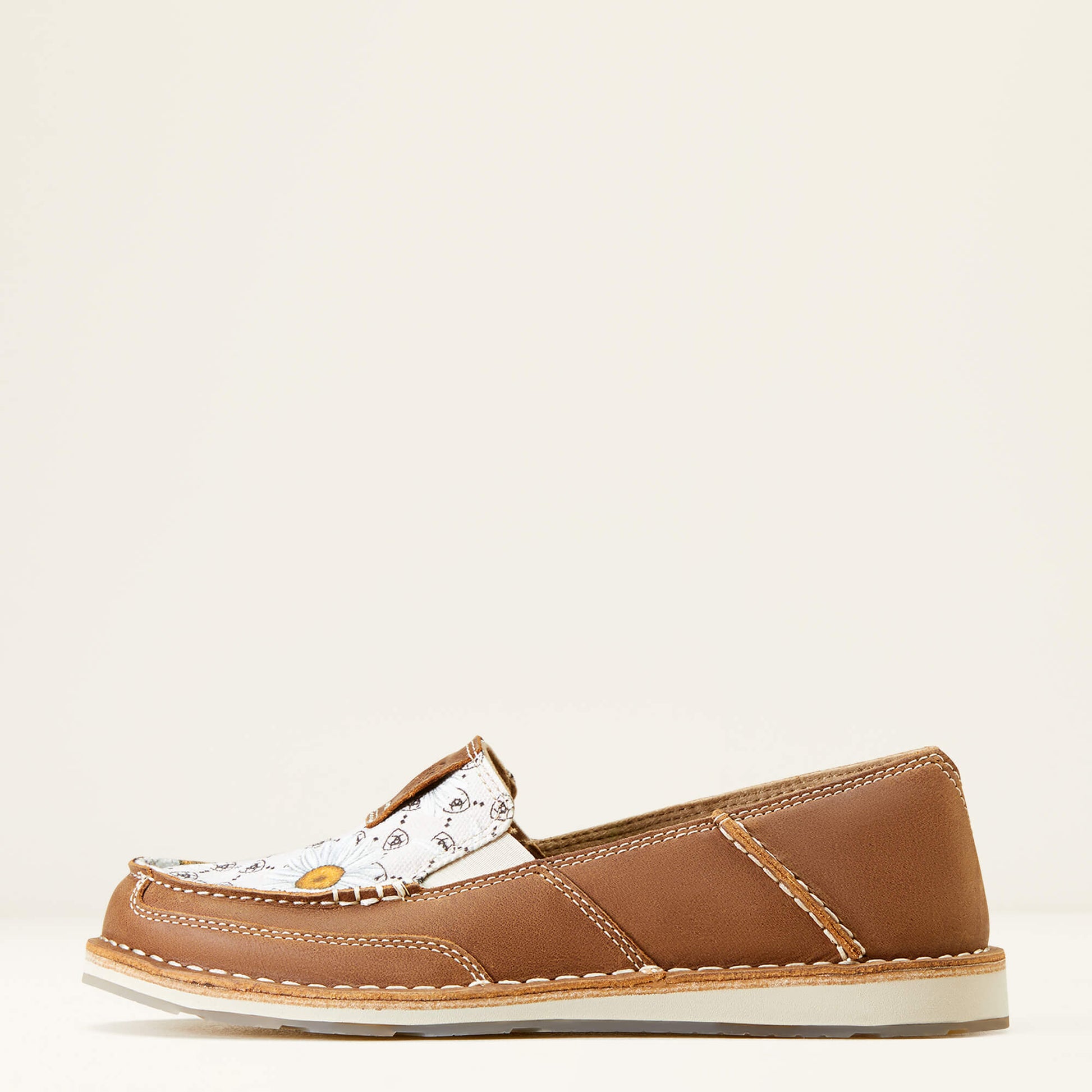 CARMELLA BROWN/ DAISY LOGO PRINT