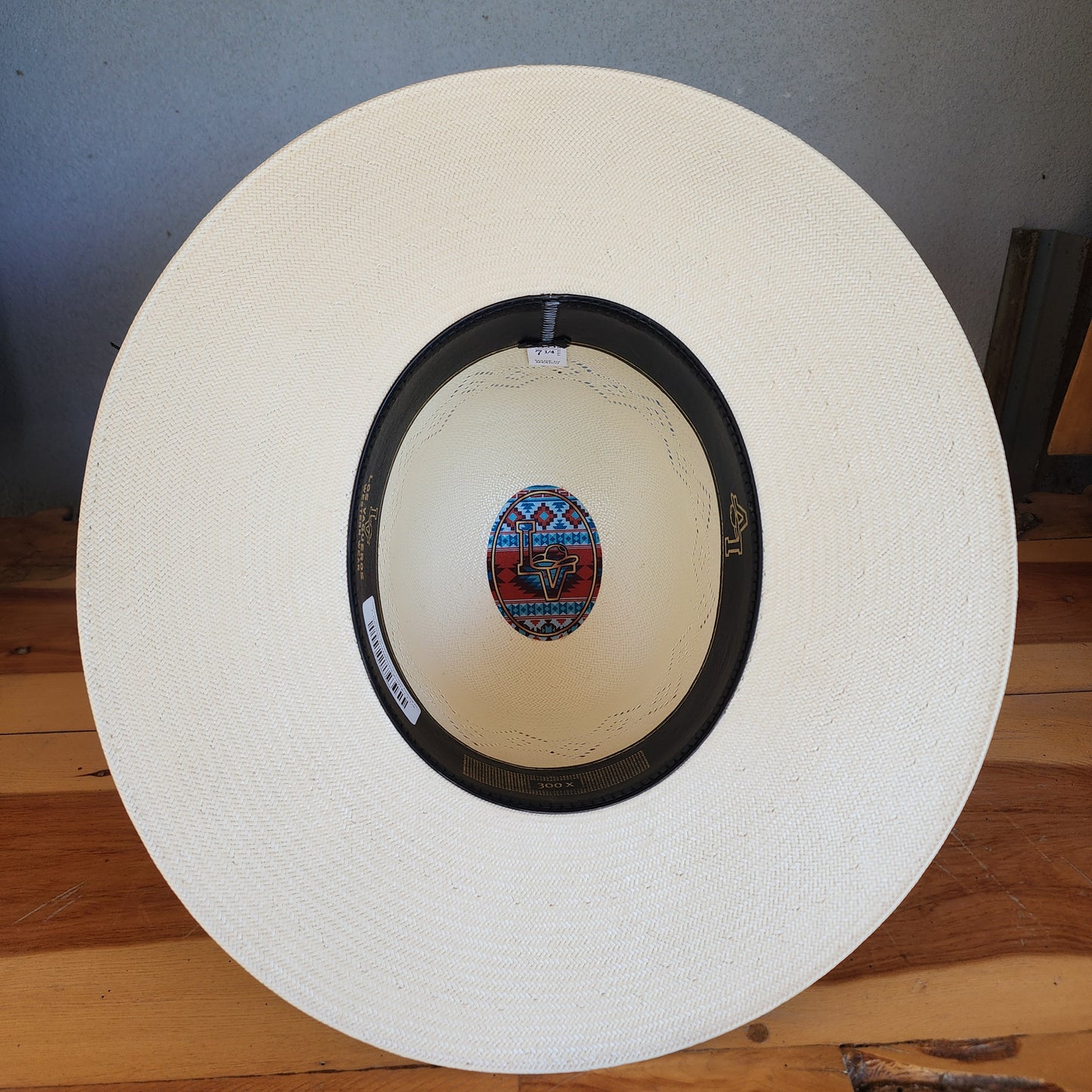 Los Vaqueros Straw Hat Open Tall Crown Floating Diamonds White