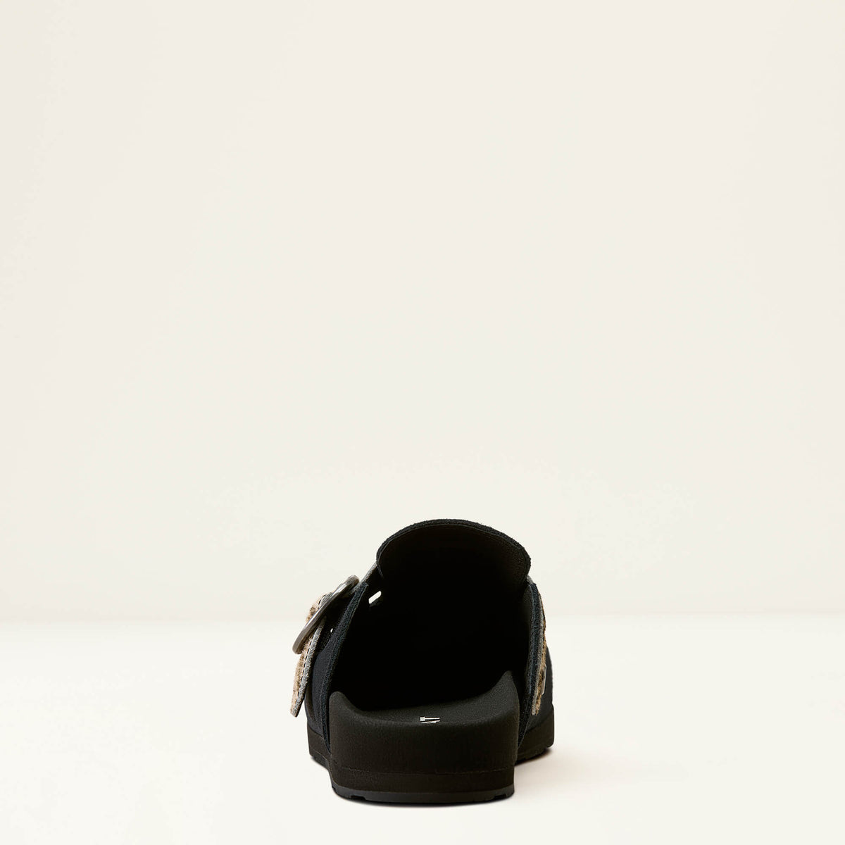 10080471_heel_warm.jpg