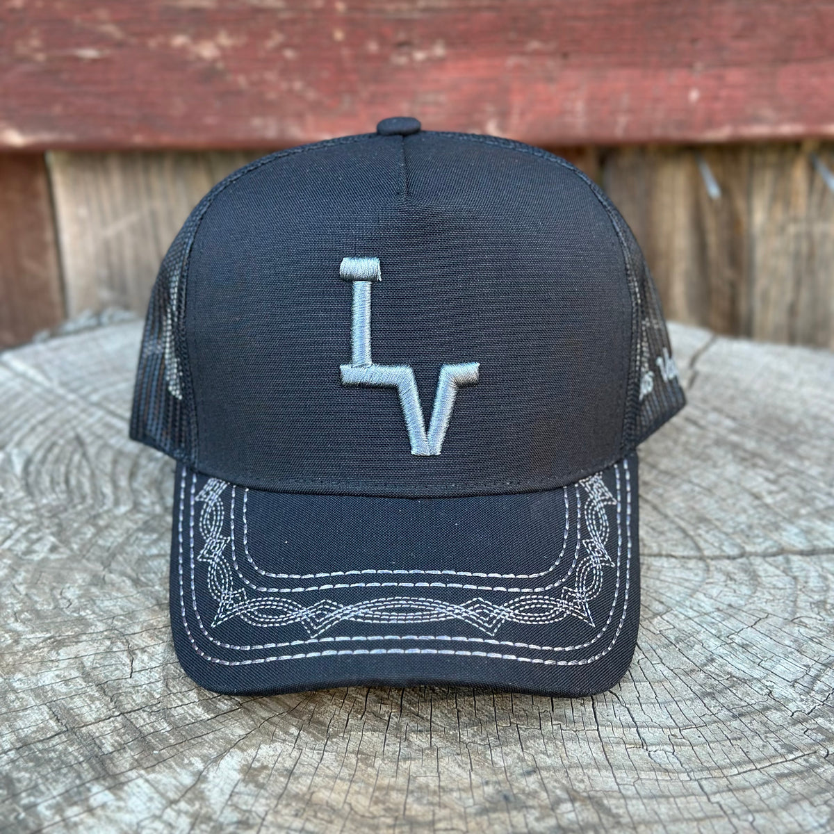 Los Vaqueros LV Logo Roper Curved Brim Snapback Black