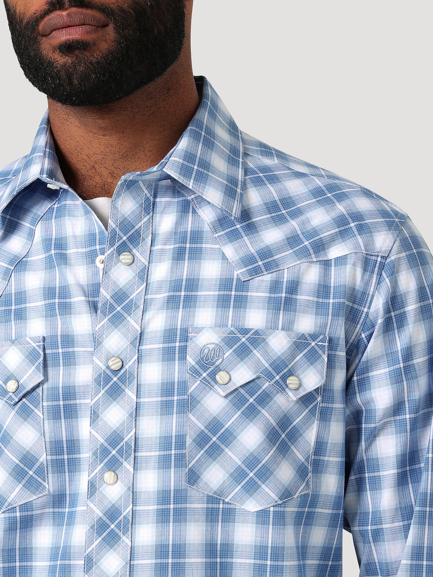 thumbnail image 2 of Ely Cattleman Men's Long-Sleeve Snap-Front Chambray Work Shirt At Tractor Supply Co 2 of 11