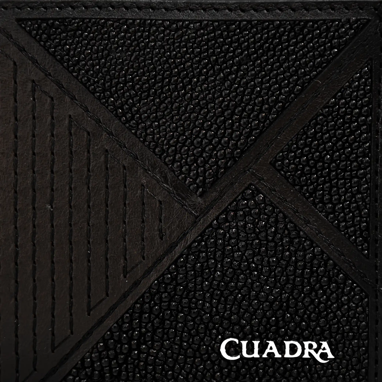 Cuadra Men's Black Stingray Leather Wallet With Removable Card Holder DU781