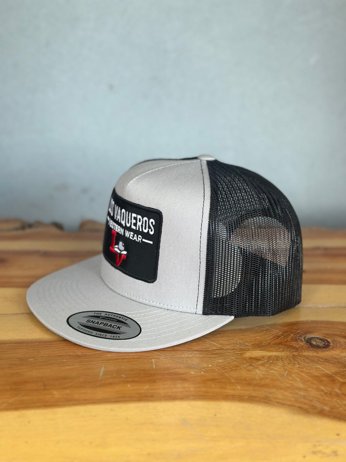 Los Vaqueros LV Plate Patch Snapback Light Grey/Black