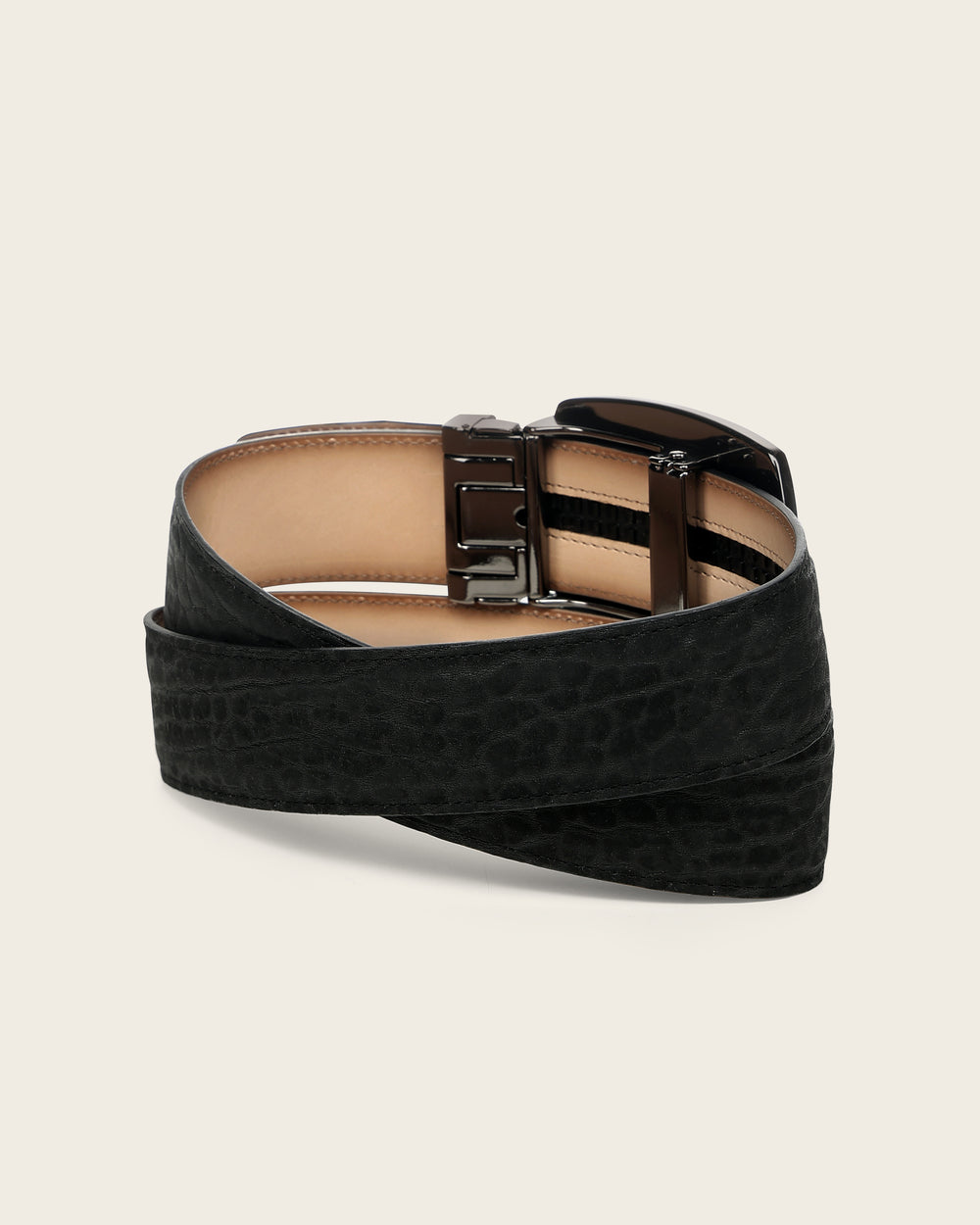 CV520TC_NEGRO-res-toro-cuello-suede-MO-02_1000x.jpg