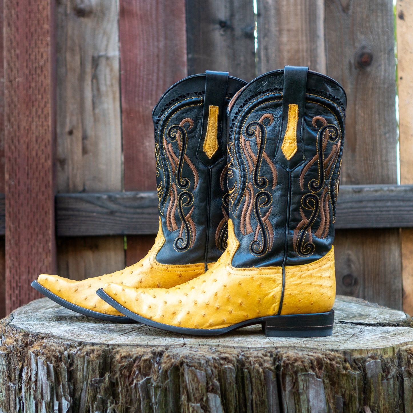 Cuadra Men's Ostrich Cowboy Boots in Yellow