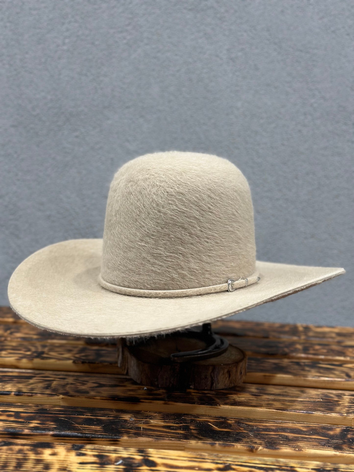 Rodeo King 10X Grizzly Felt Hat Regular Crown Silver Belly