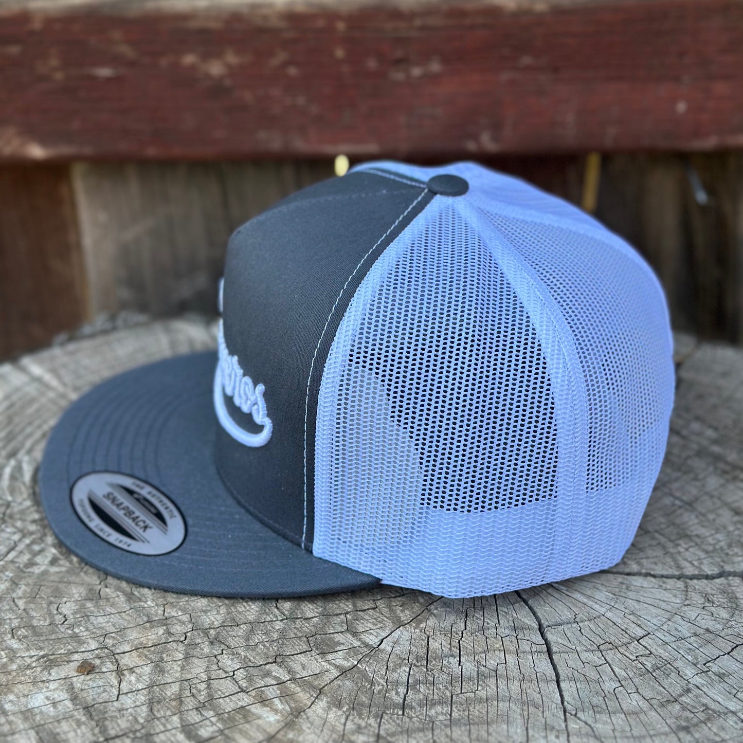 Los Vaqueros LV Signature Snapback Flat Brim Grey/White
