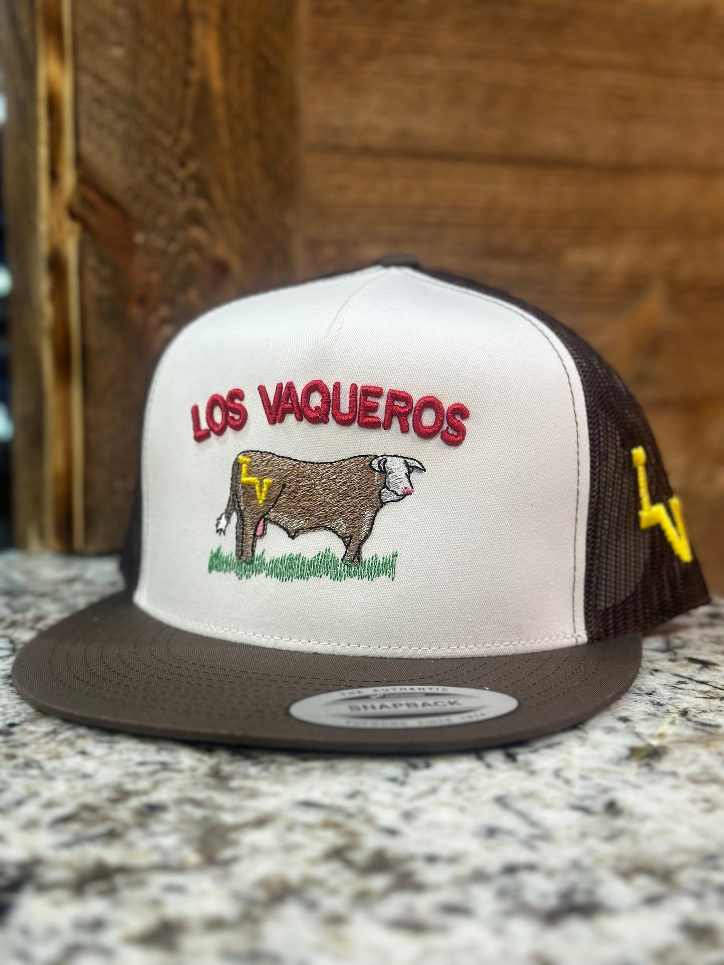 Los Vaqueros Hereford Snapback White/Brown With Yellow