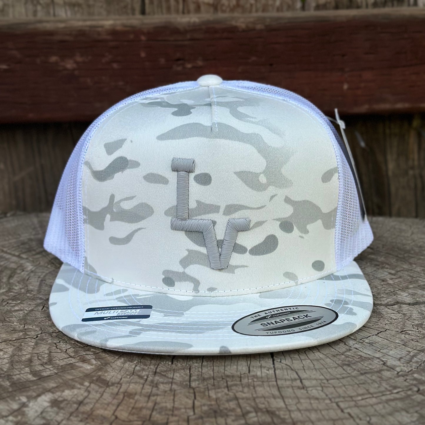 Los Vaqueros LV Logo Snapback Flat Brim White/Grey Camouflage