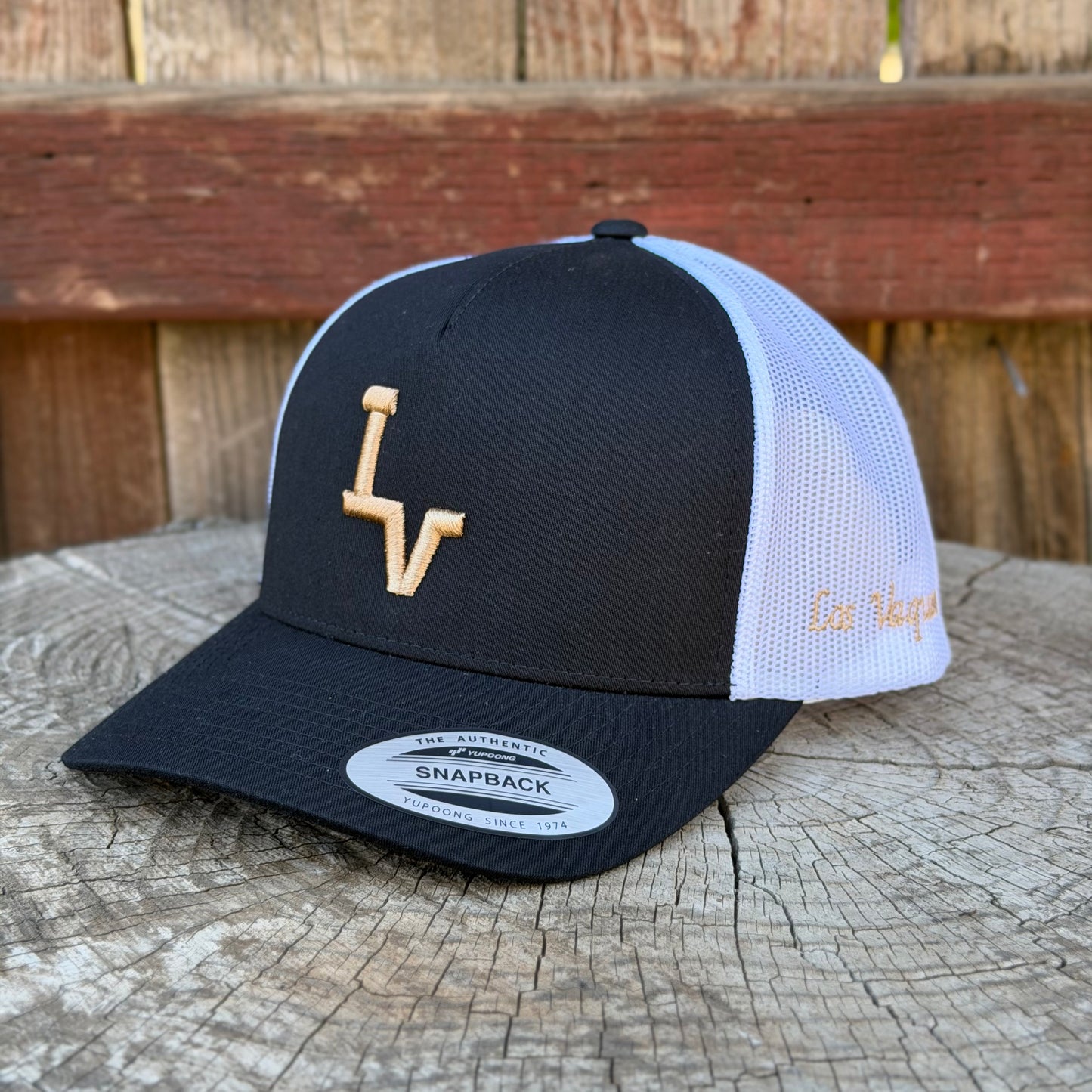 Los Vaqueros LV Logo Curved Brim Snapback Black/White