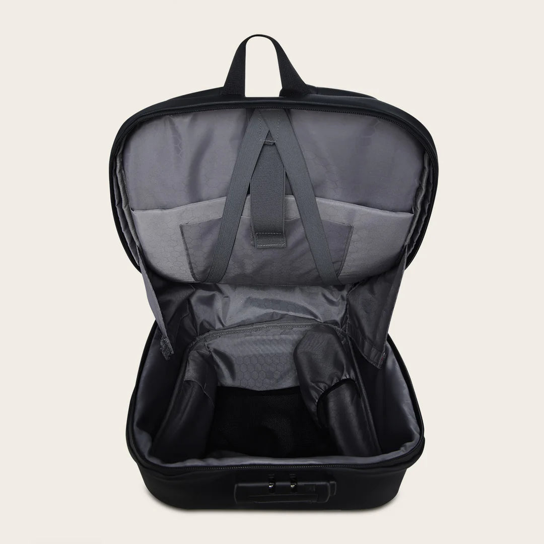 Cuadra Hat Carrier Backpack Black