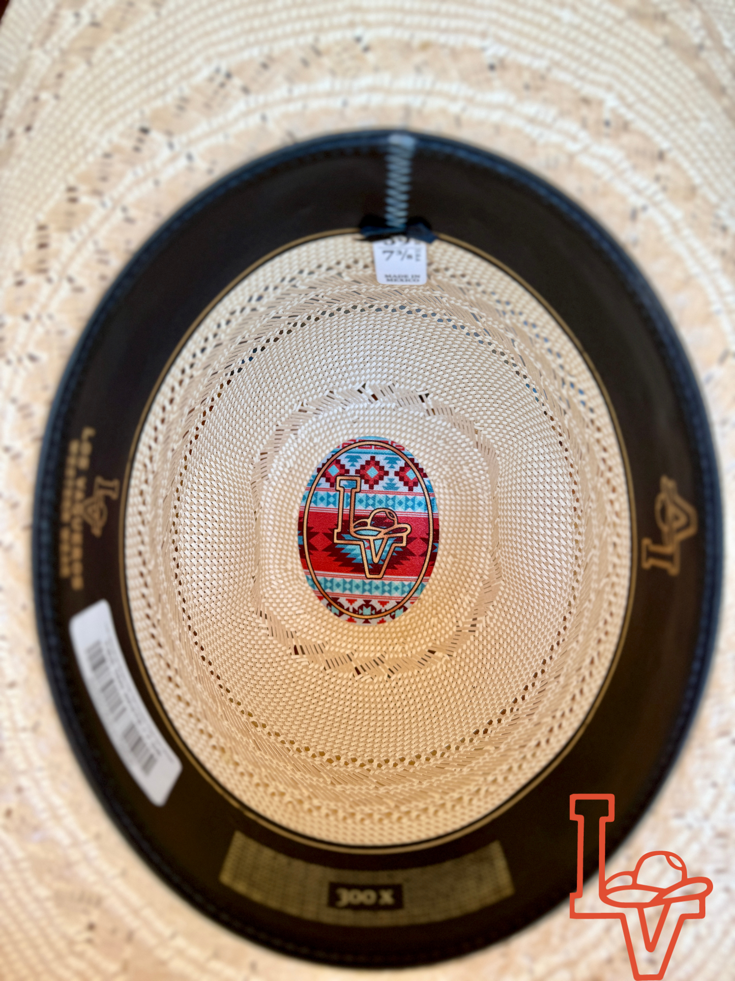 Los Vaqueros Straw Hat Tall Crown Ties Tan White