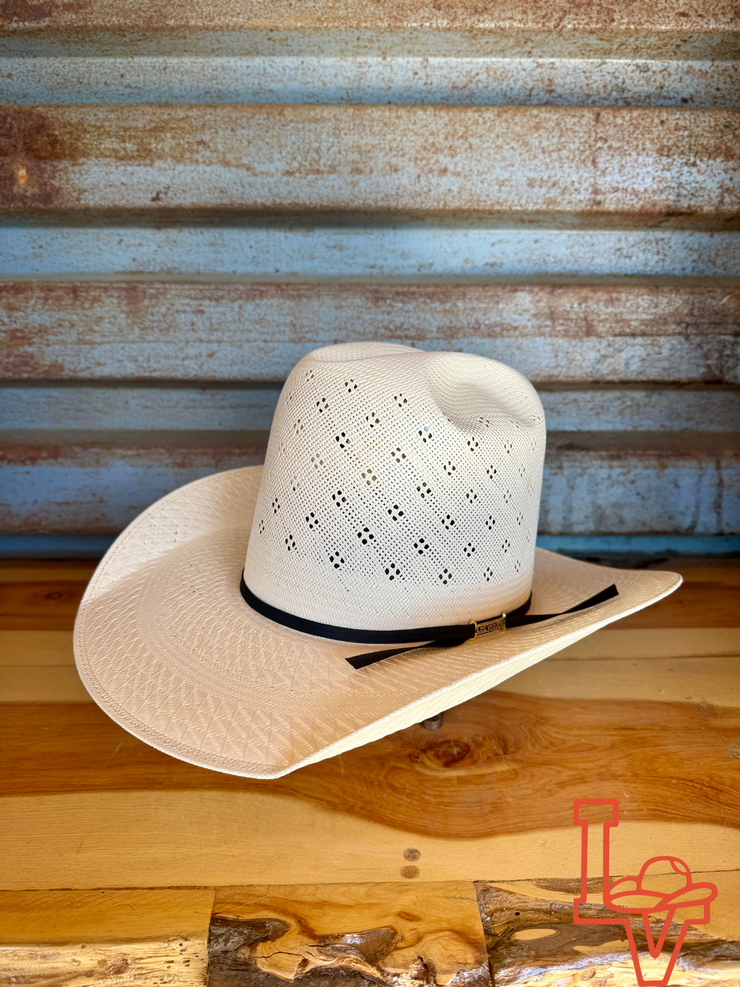 Los Vaqueros Straw Hat Tall Crown Conley White