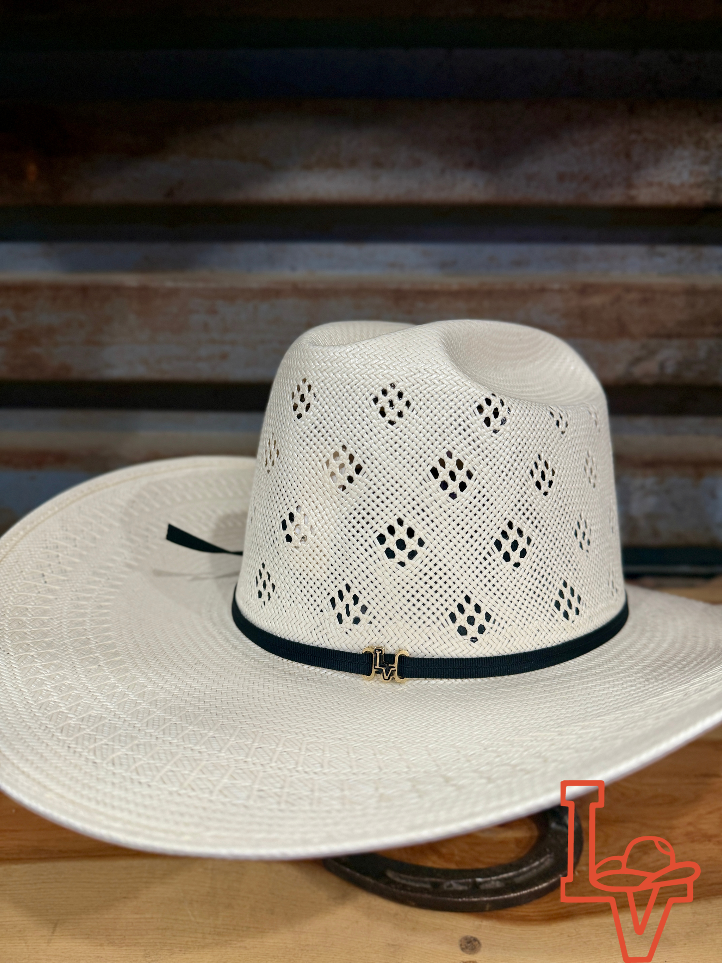 Los Vaqueros Straw Hat Regular Crown Diamond Conley White