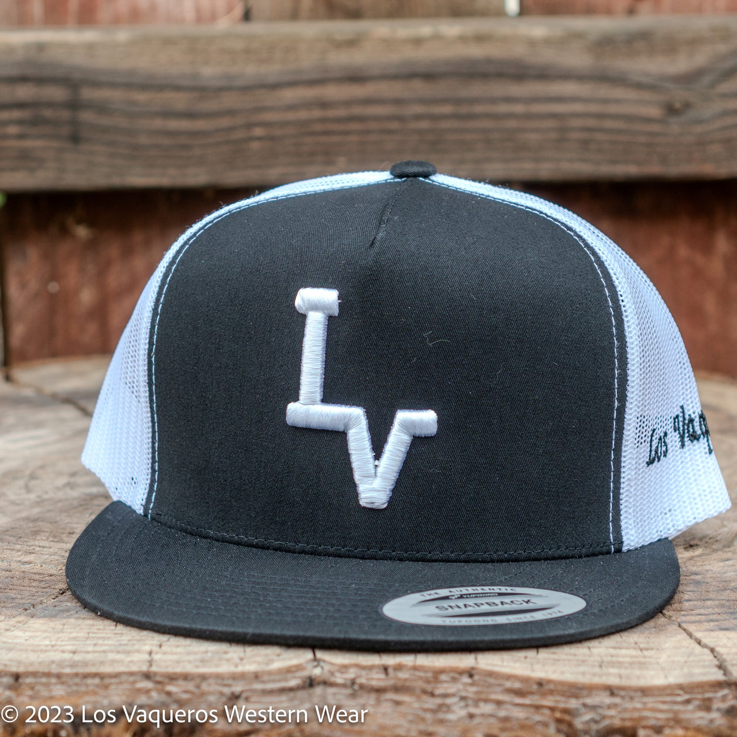 Los Vaqueros LV Logo Snapback Black/White