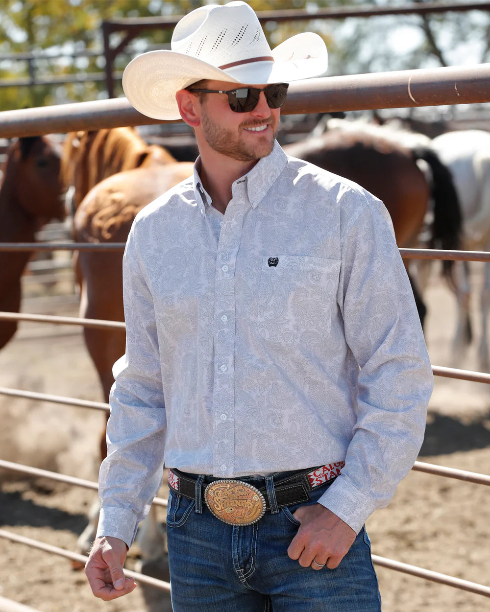 Cinch Men's Classic Fit Long Sleeve Button-Down Western Shirt White