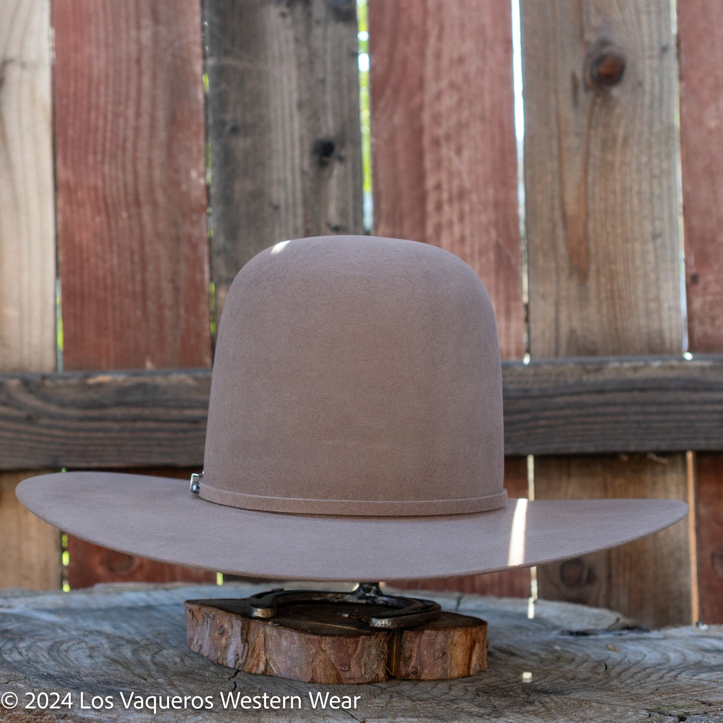 Rodeo King 10X Beaver Felt Hat Regular Crown Tan Belly