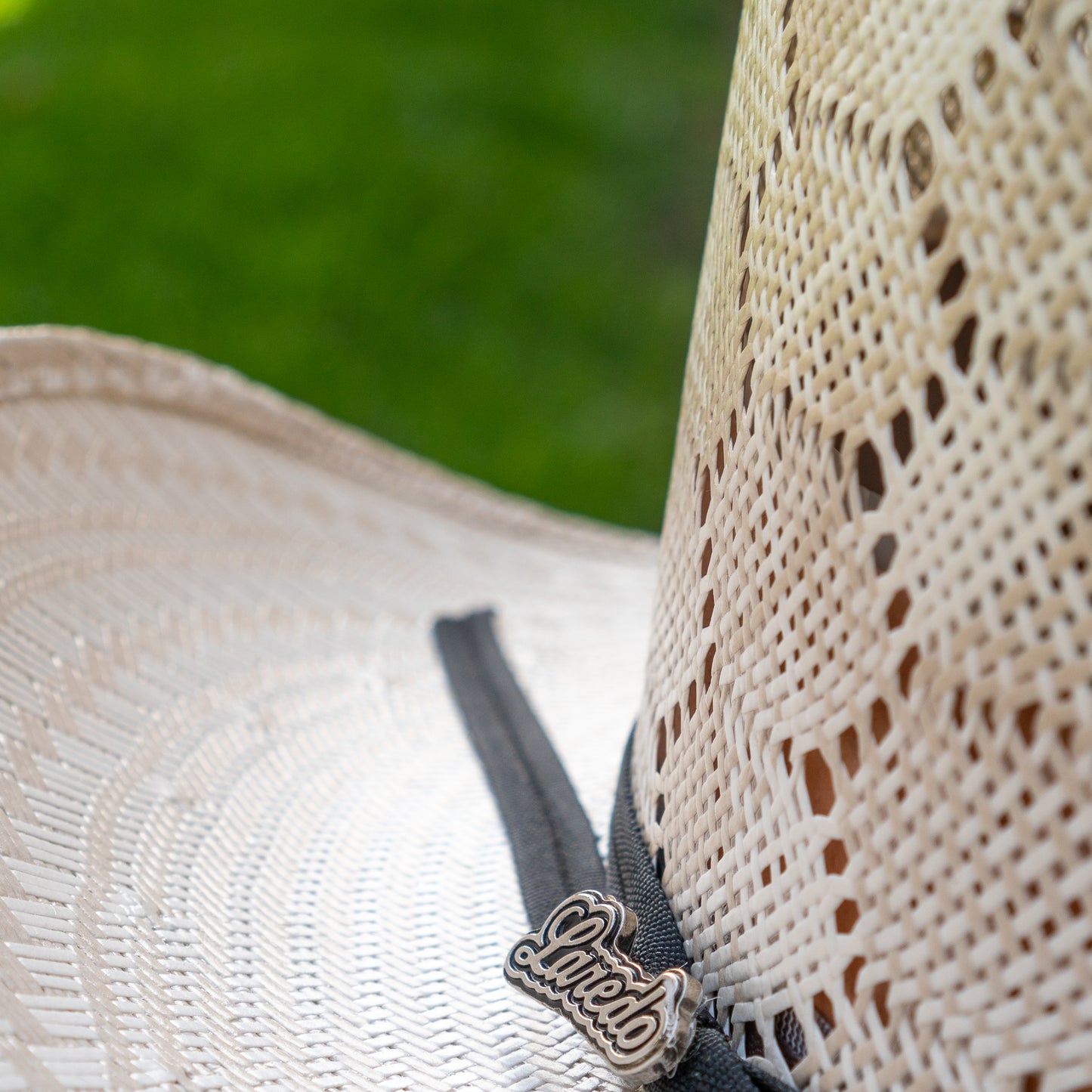 Laredo Straw Hat Tall Crown 200x Estilo Sinaloa Honey Comb Tan/White