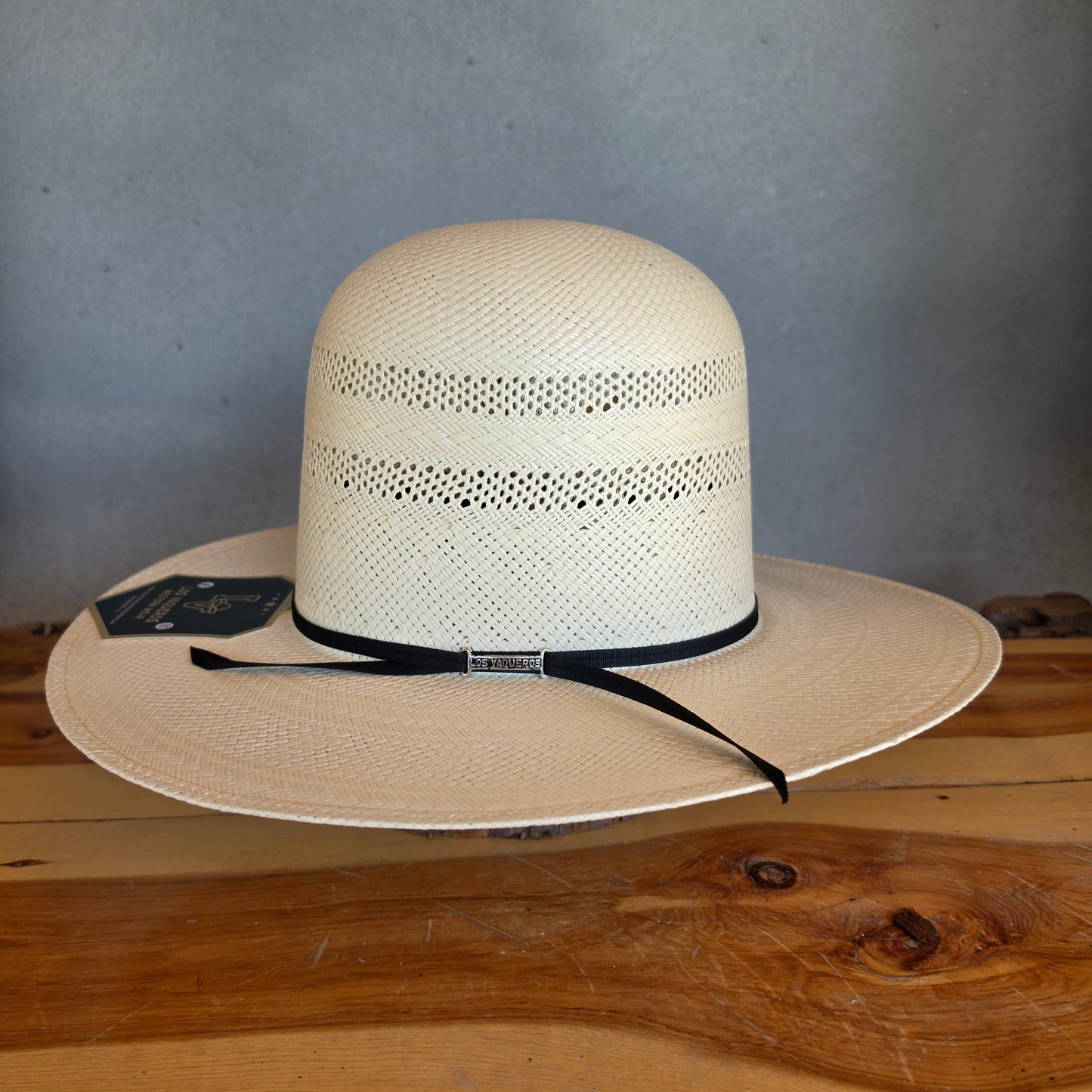 Los Vaqueros Straw Hat Open Tall Crown Two Rounds White