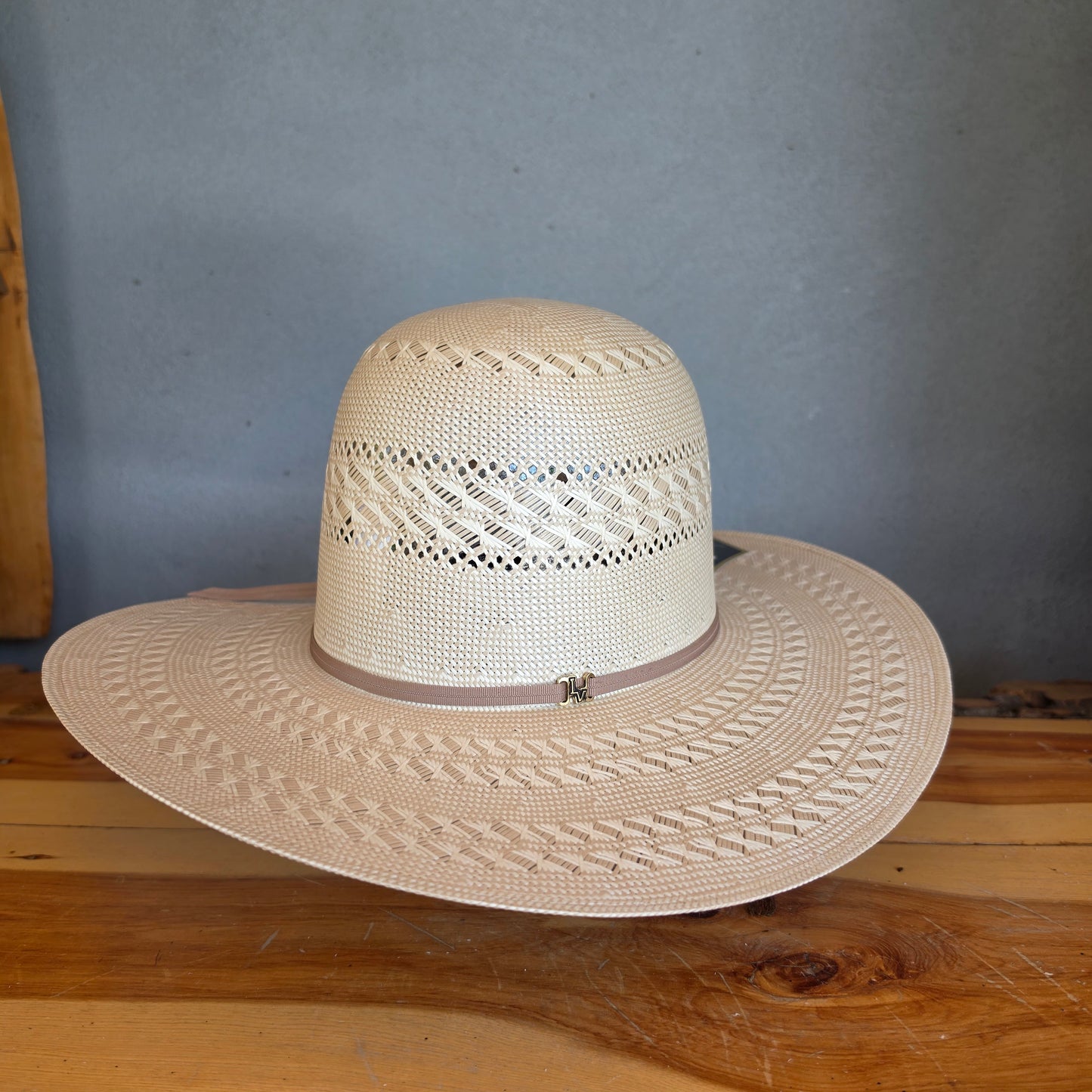 Los Vaqueros Straw Hat Open Regular Crown Ties Tan White