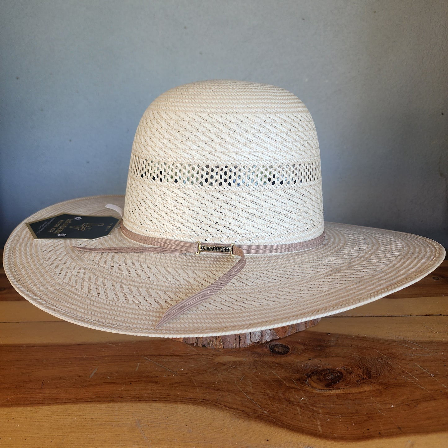 Los Vaqueros Straw Hat Open Regular Crown Basket Weave Tan White