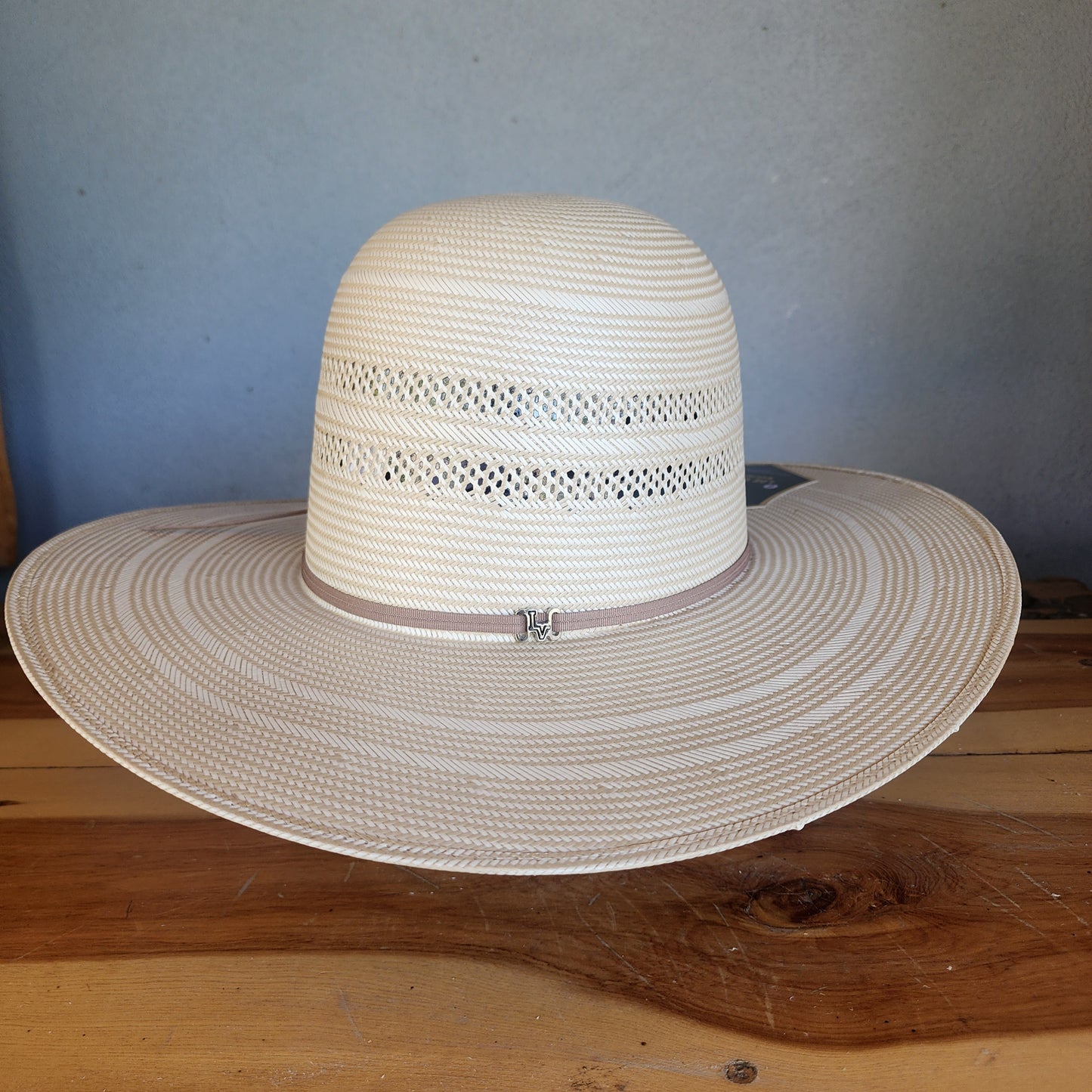 Los Vaqueros Straw Hat Open Regular Crown Two Round Tan White