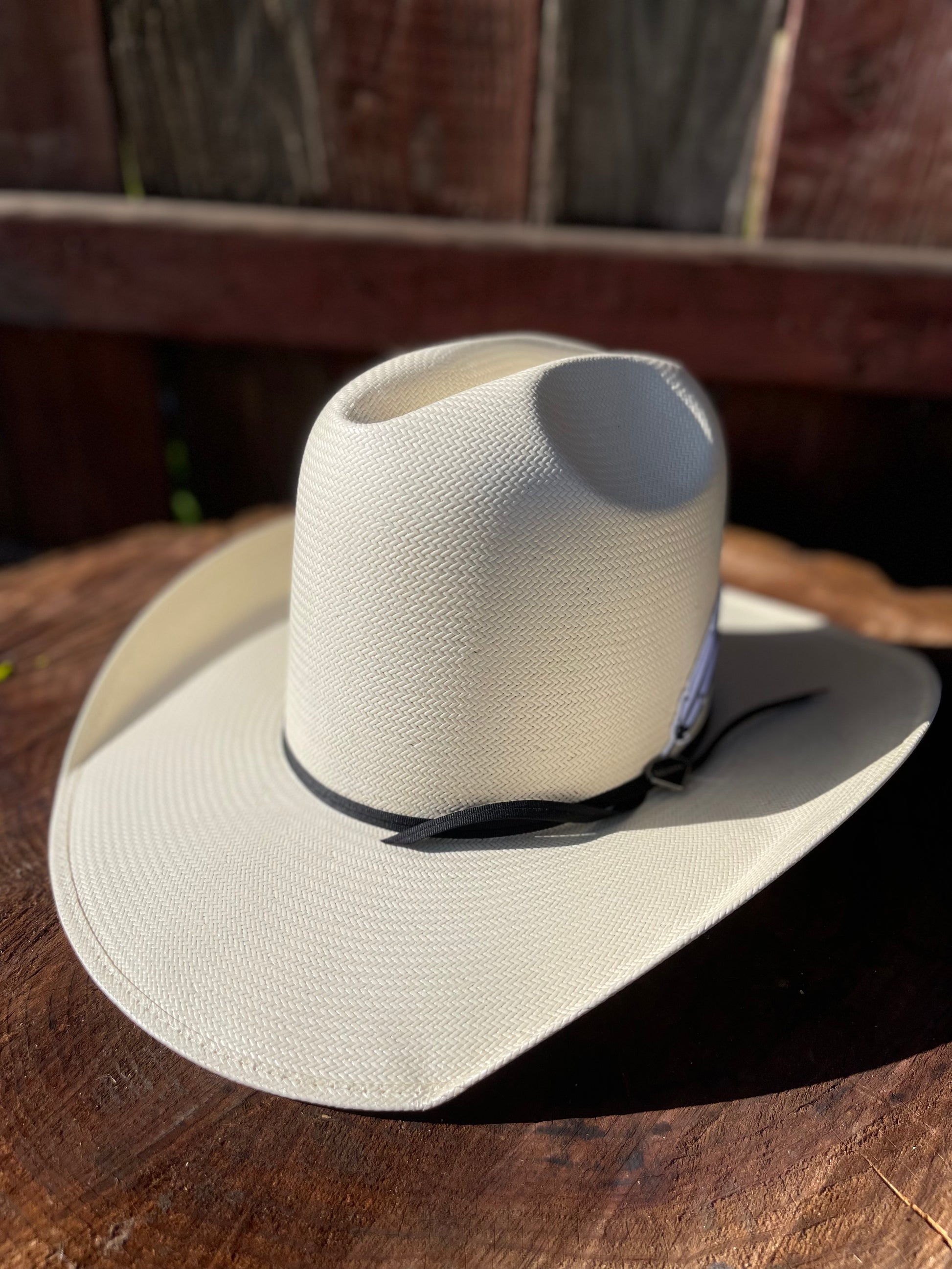 Tall crown cowboy hat hotsell
